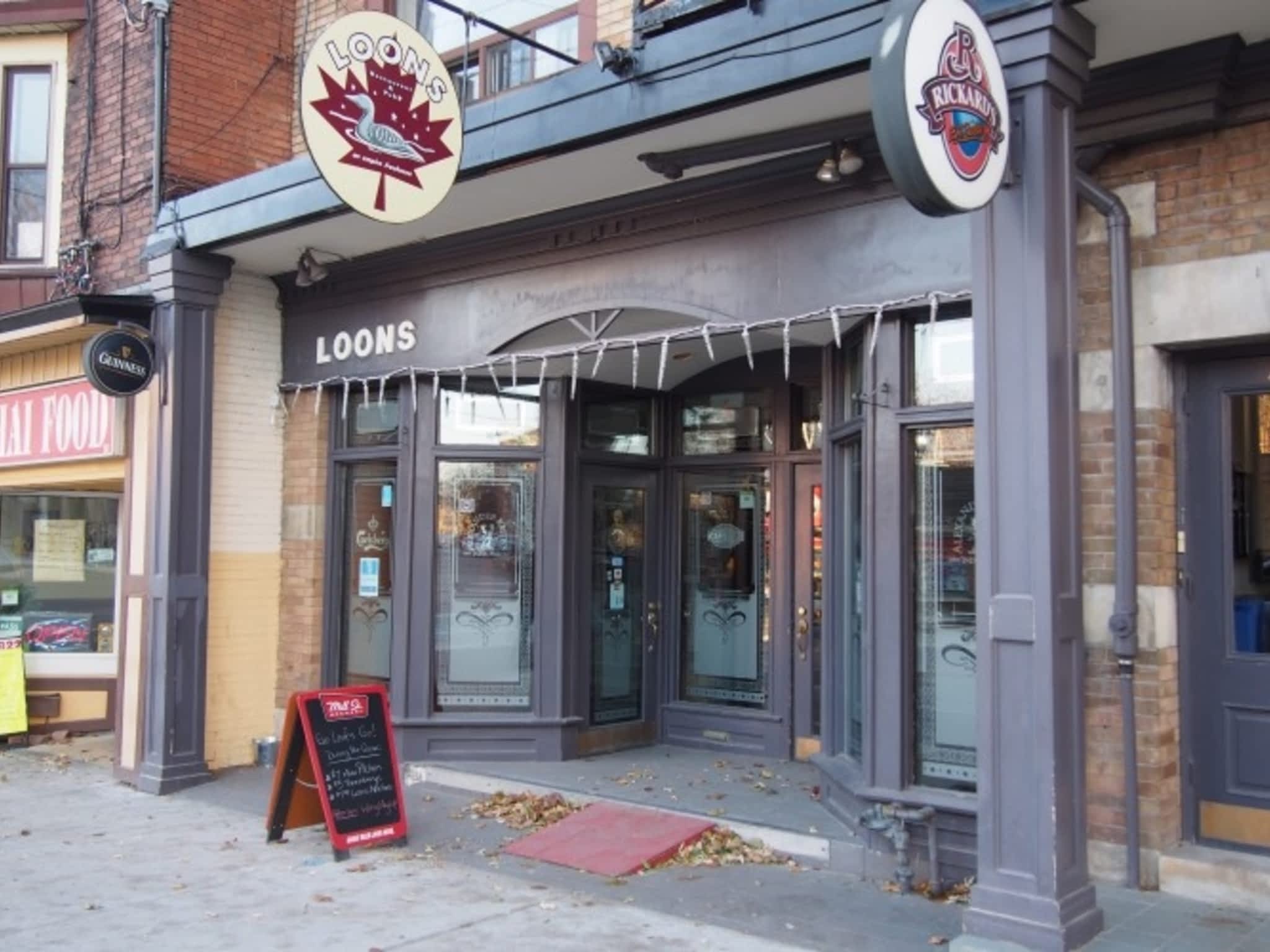 photo Loons Restaurant & Pub