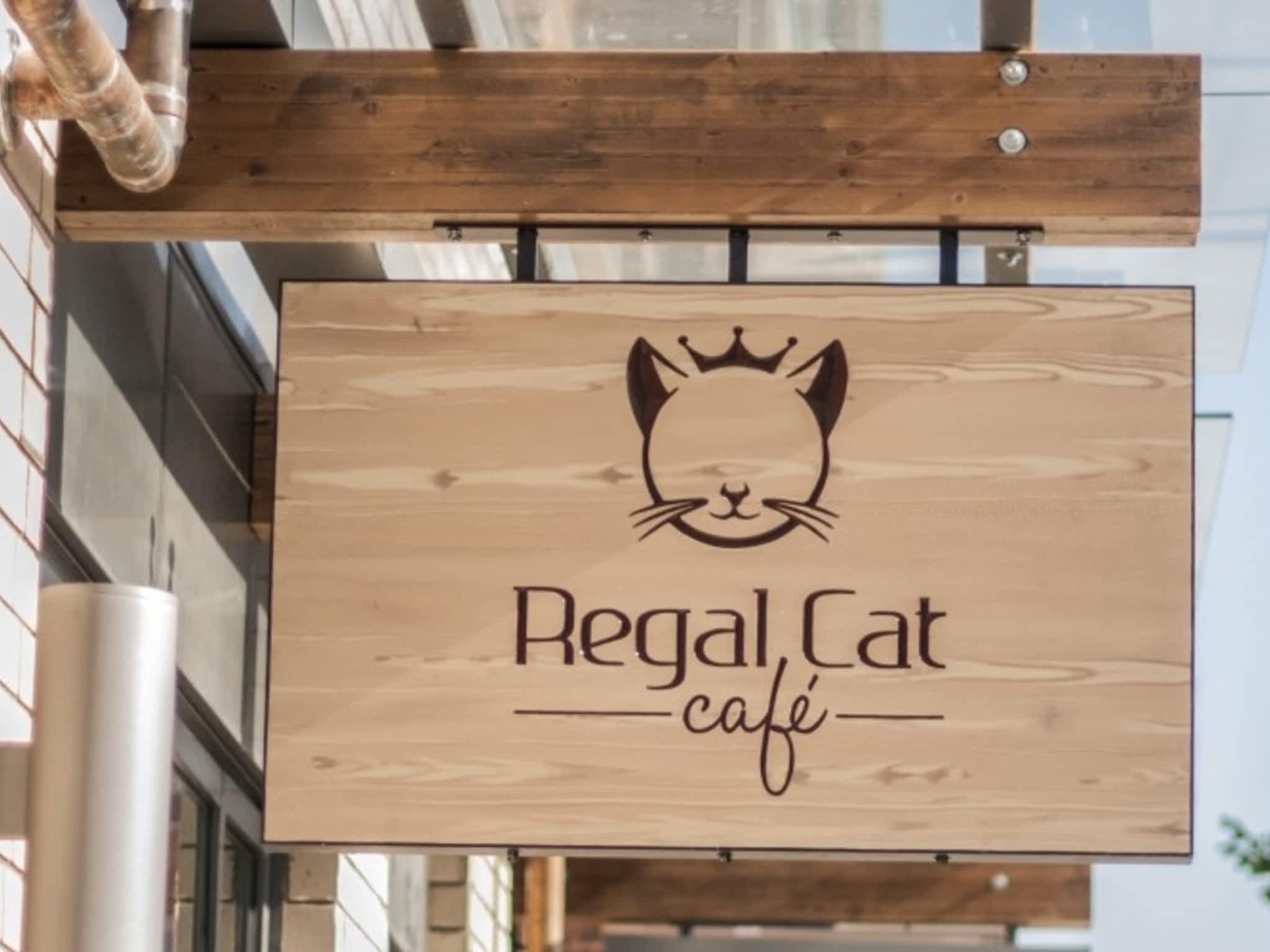 photo Regal Cat Cafe