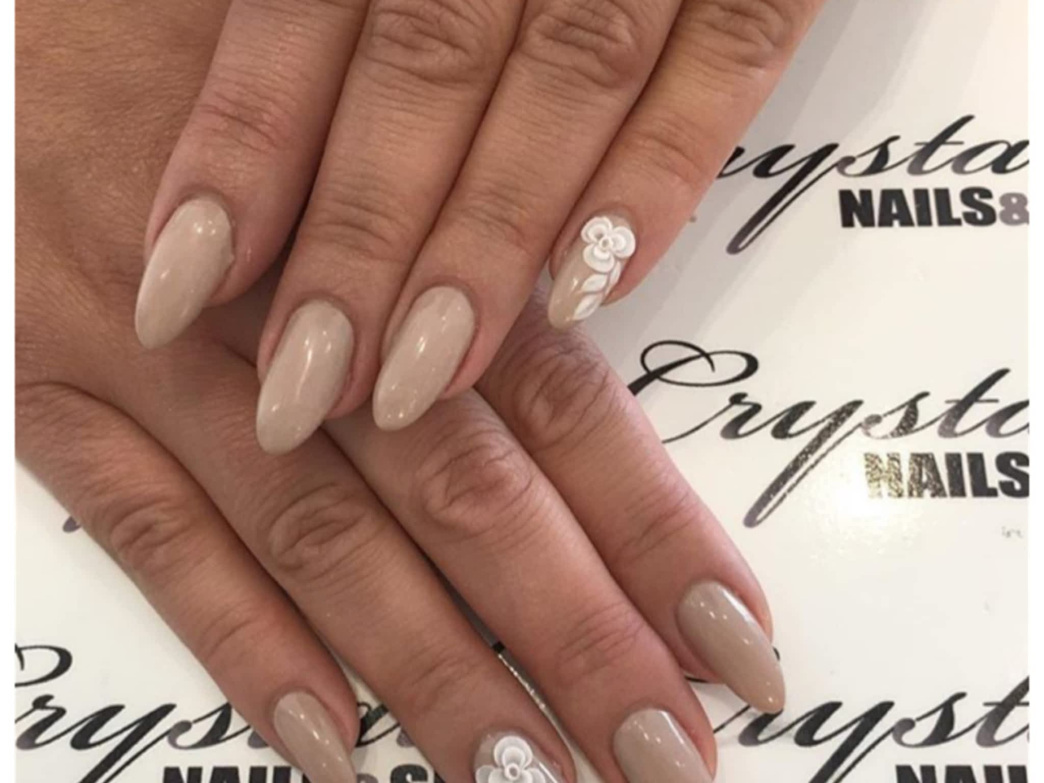 photo Crystal Nails and Spa