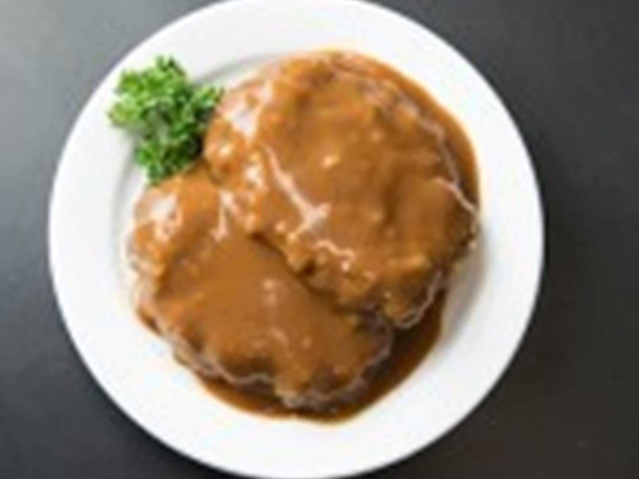 photo Mae's Elite Foods & Catering Inc