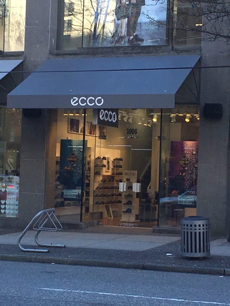 Ecco robson store