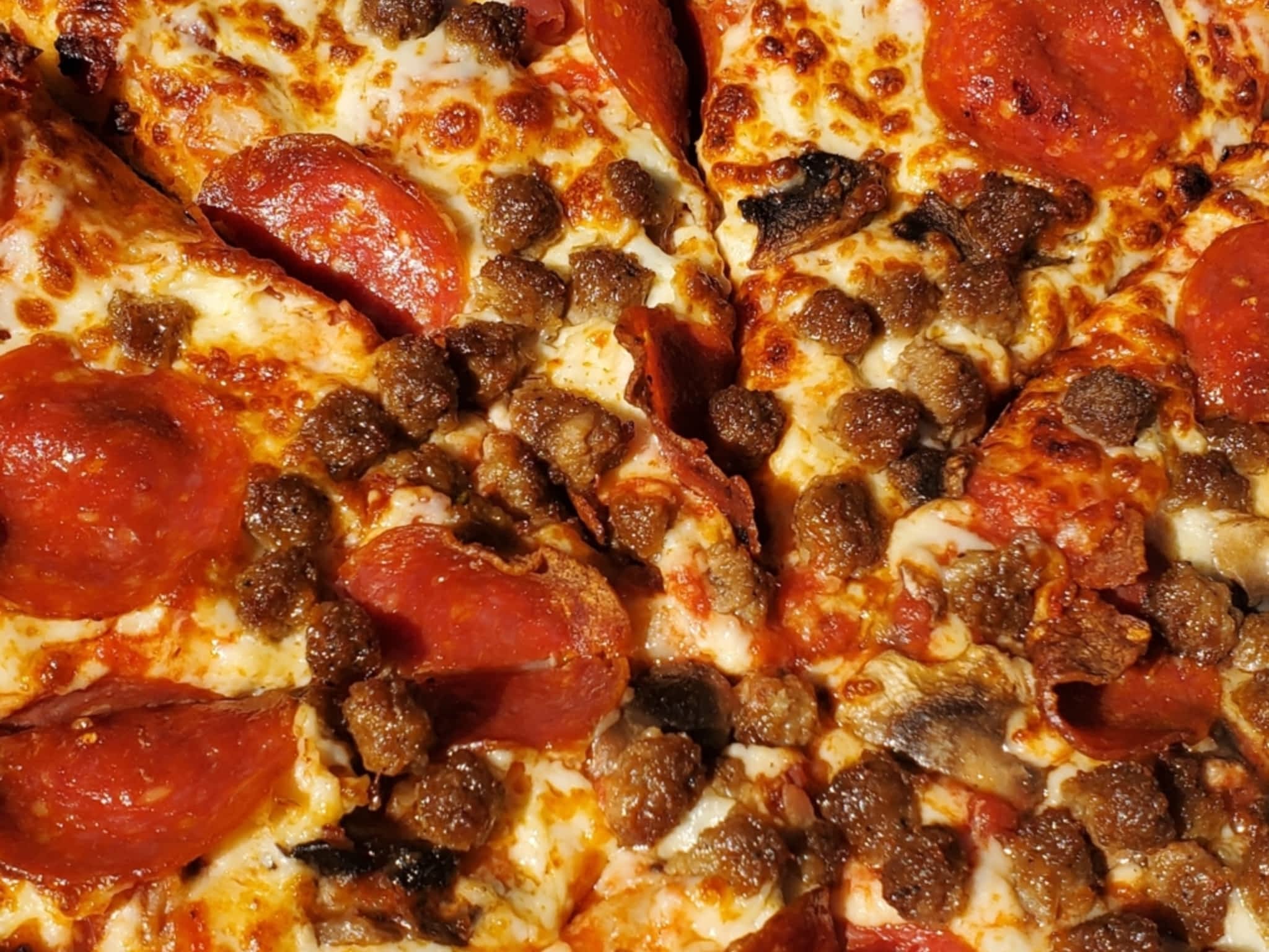 photo Pizza Salvatoré