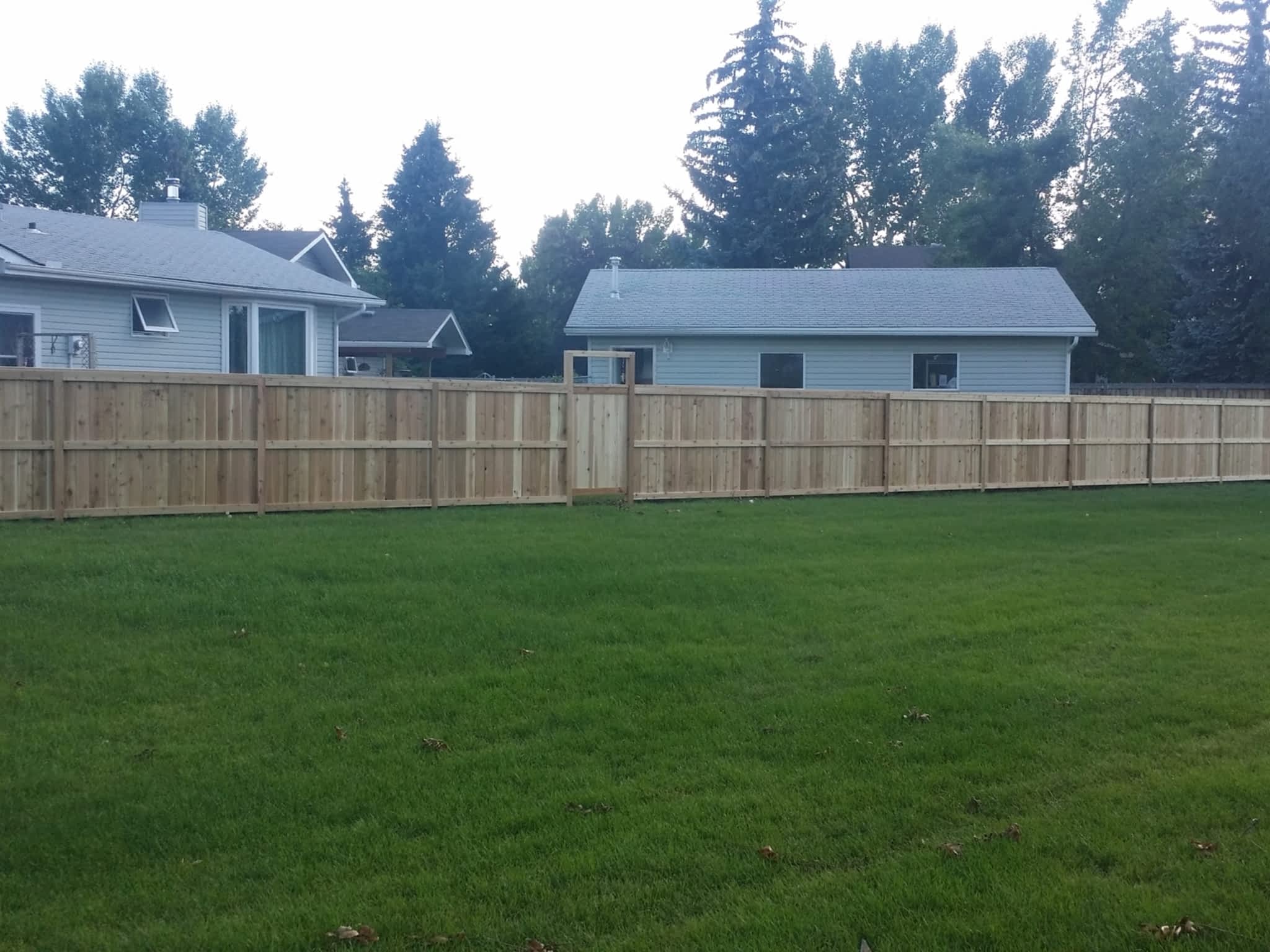 photo Redwood Decks and Fences