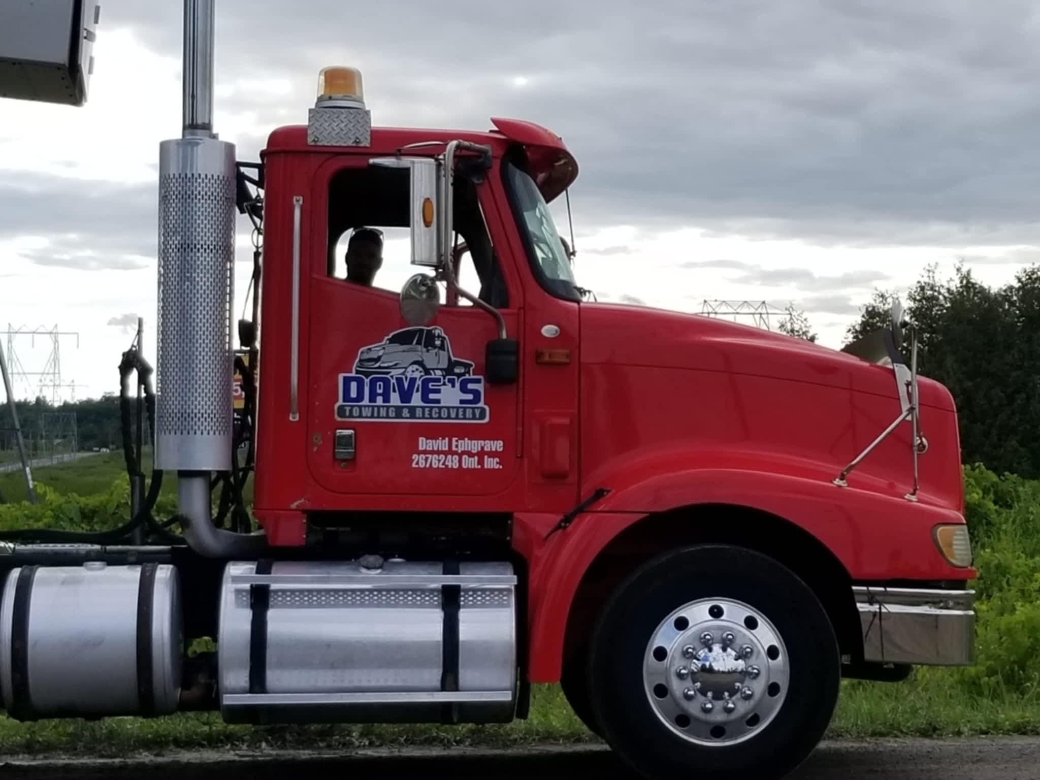 photo Dave's Towing & Recovery