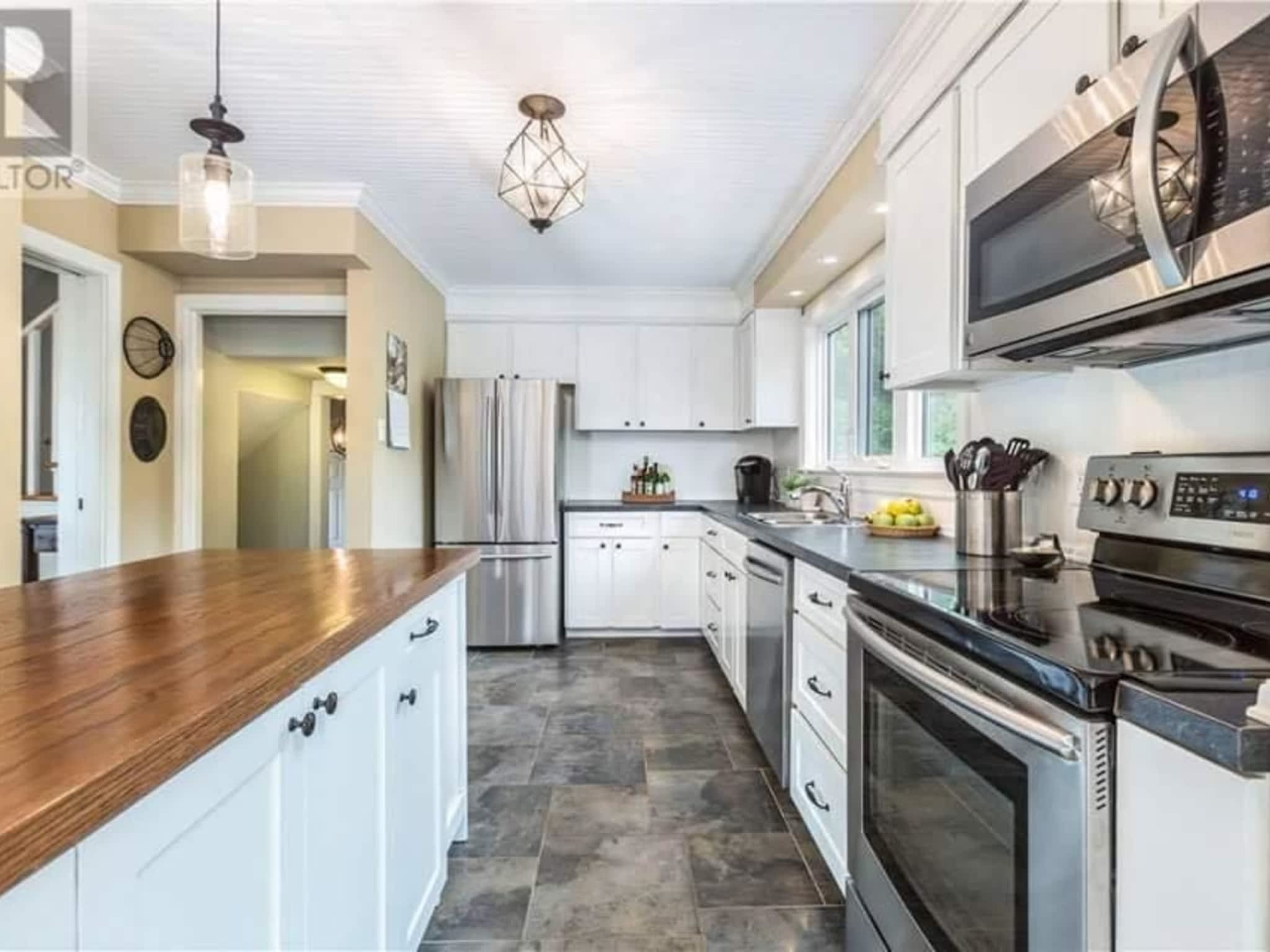 photo Fineline Finish Carpentry