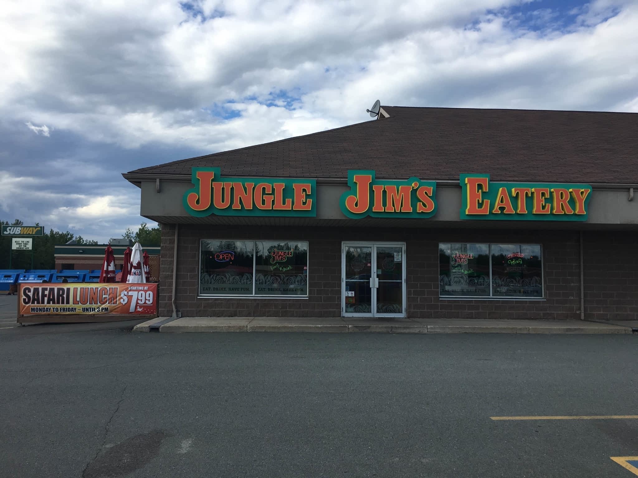 photo Jungle Jim's Restaurant