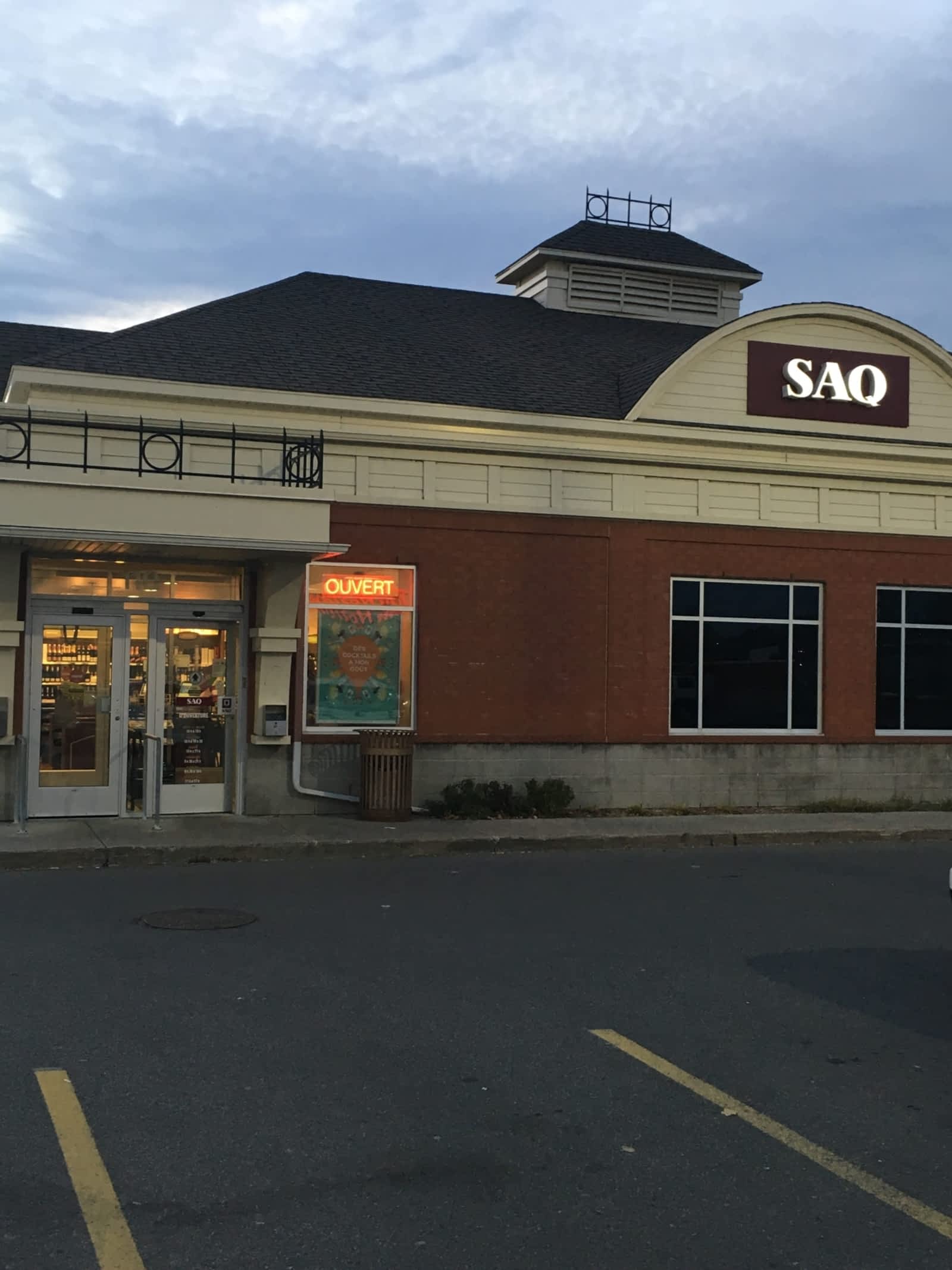 SAQ Horaire d'ouverture 110 Beaurepaire Dr, Beaconsfield, QC
