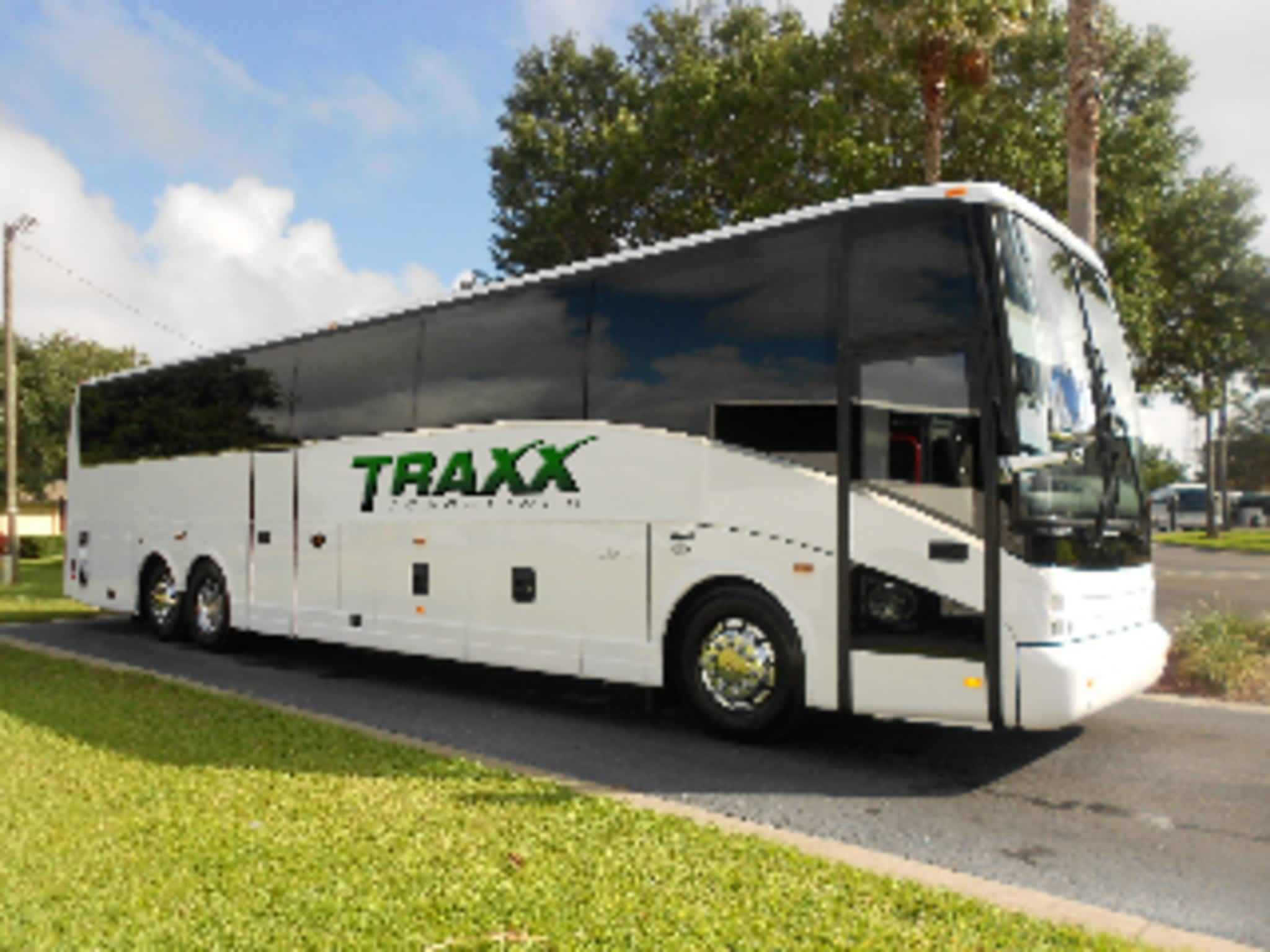 photo TRAXX Coachlines