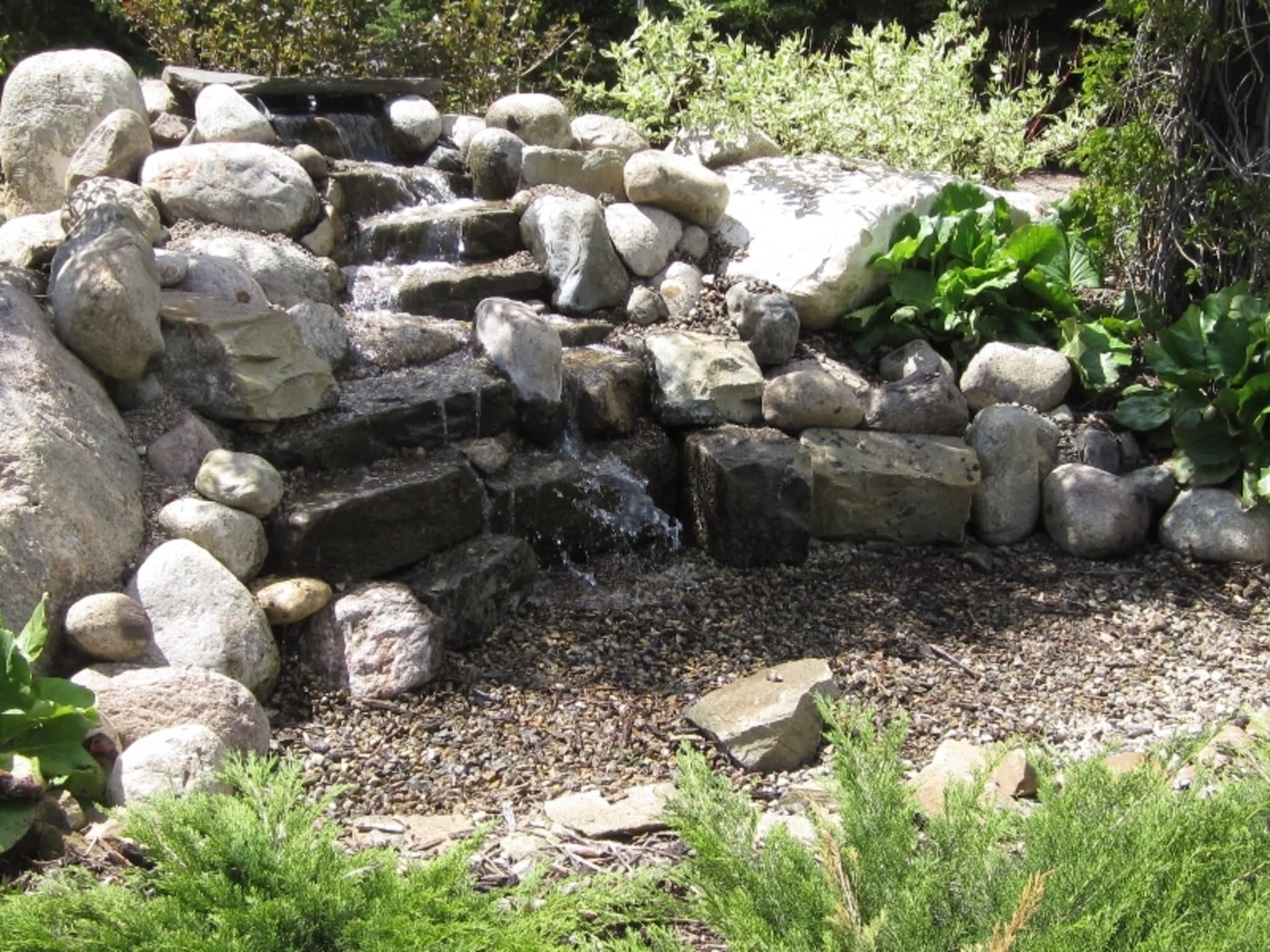 photo Alternative Landscaping