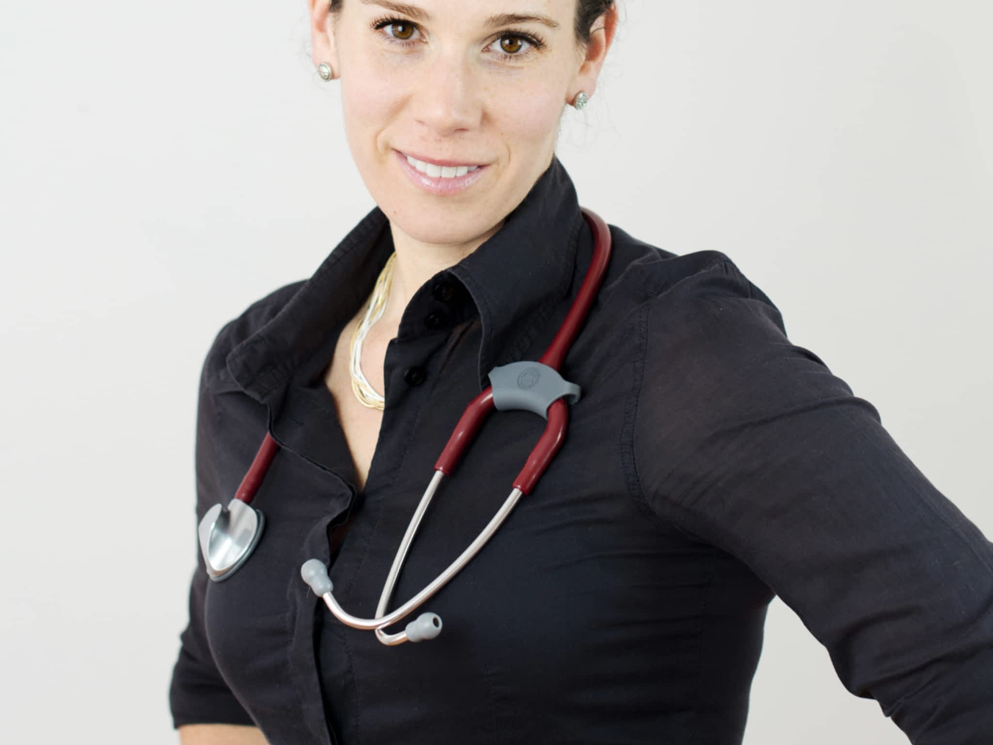 photo Dr. Jennifer Strong ND