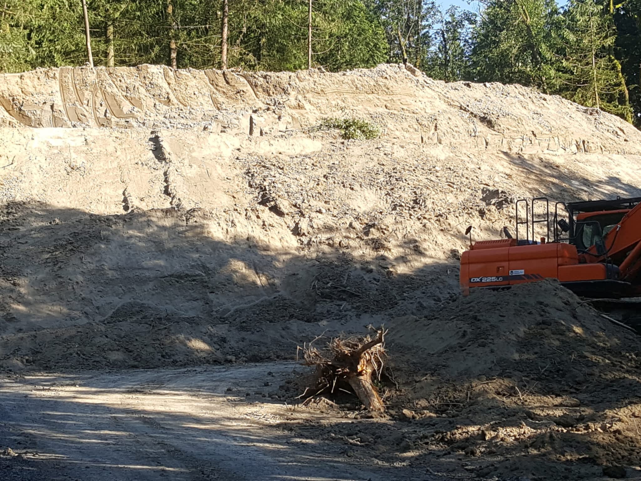 photo Canadian Pacific Excavating