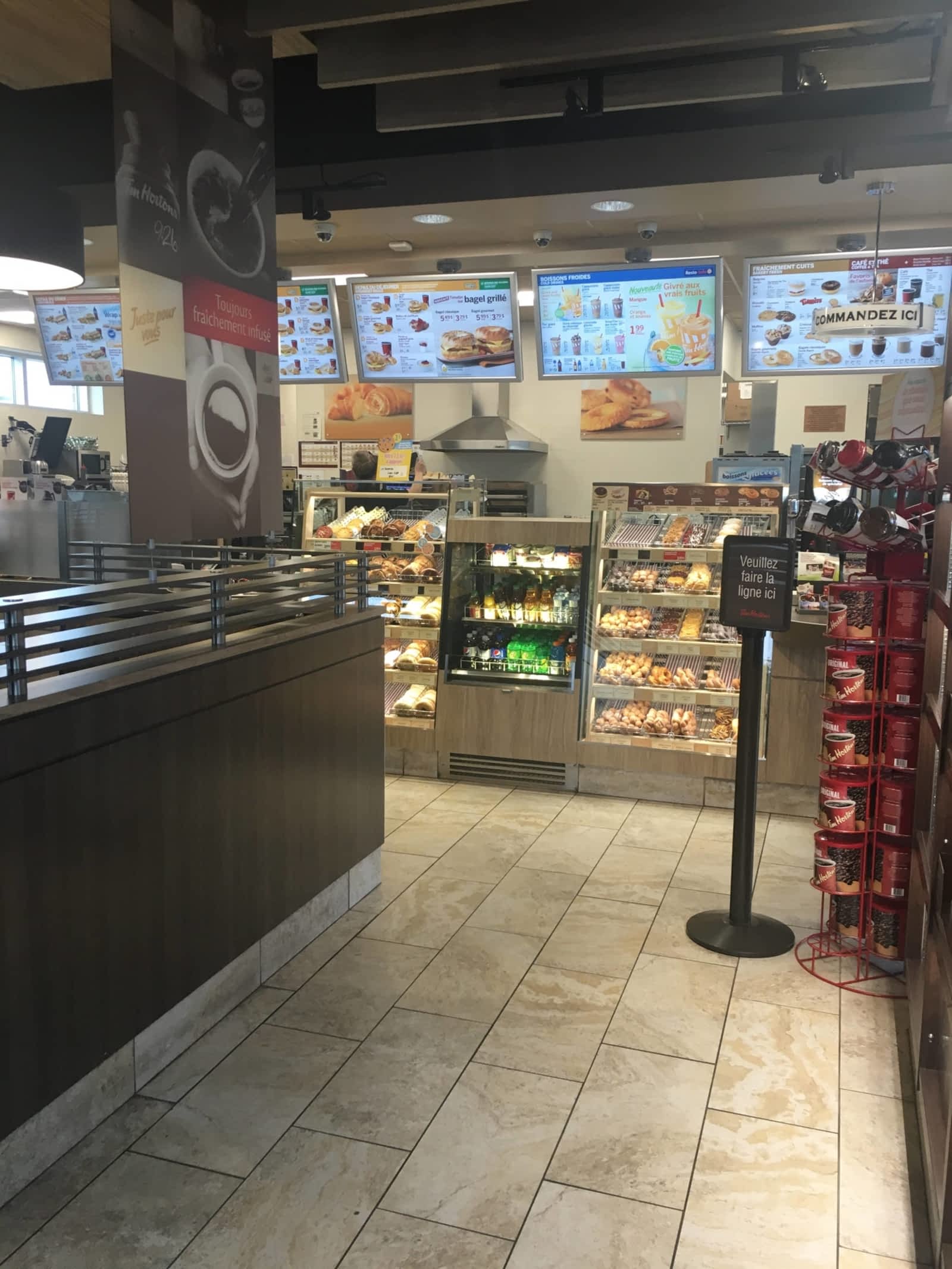 Tim Hortons - Opening Hours - 2010 Av Industrielle, Quebec City, QC