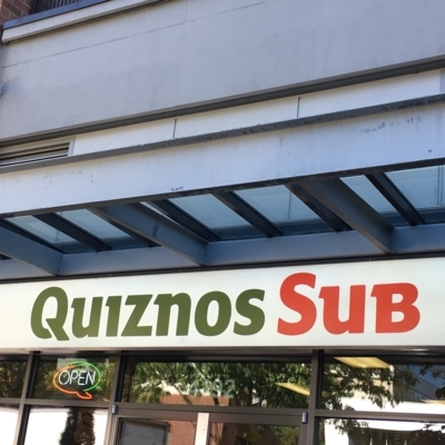 Quiznos - Sandwiches et sous-marins