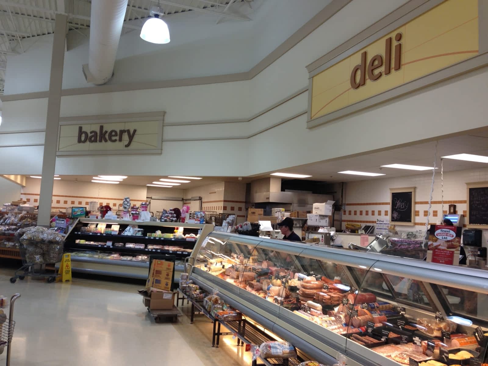 Foodland holiday hours