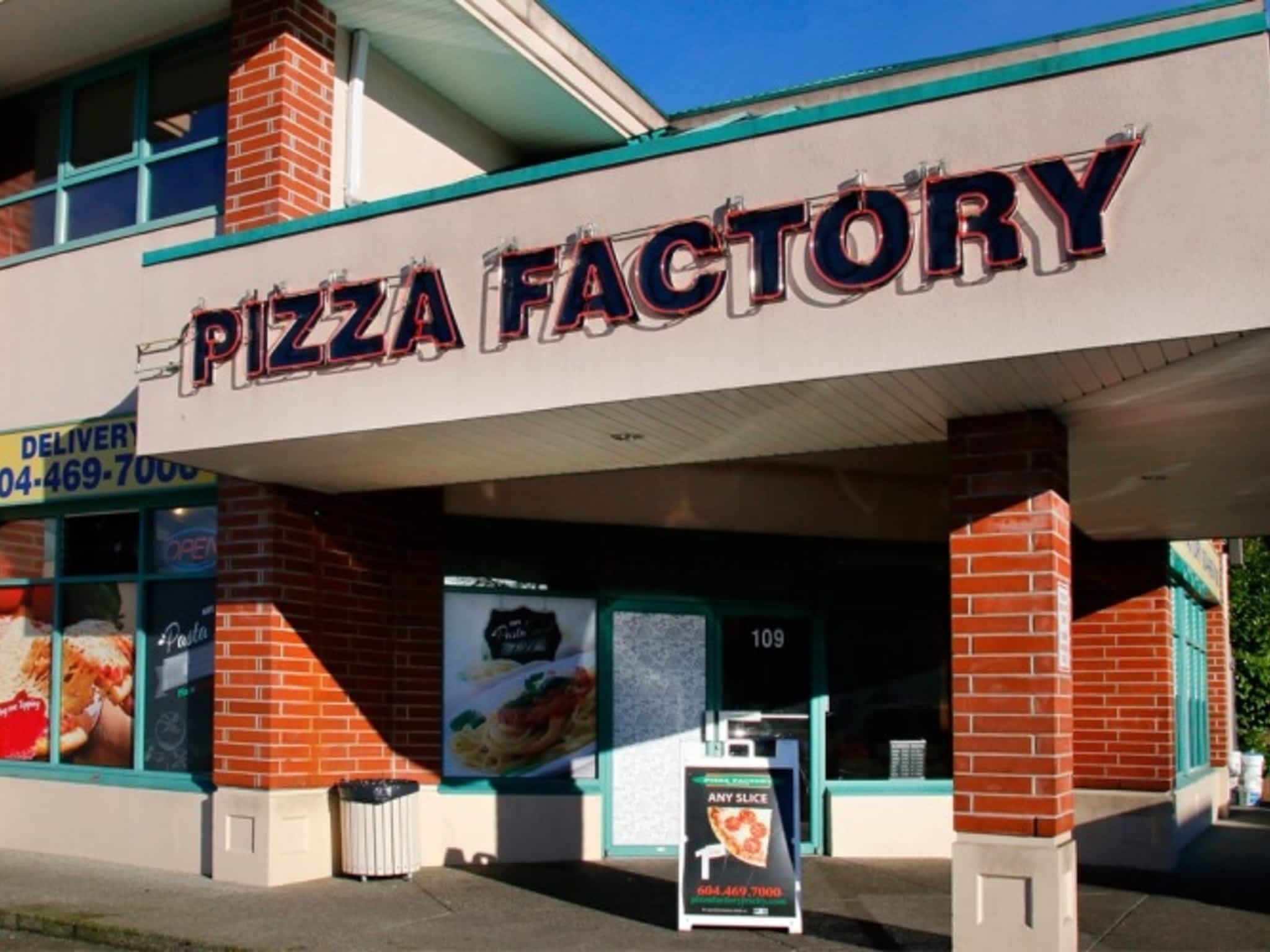 photo Pizza Factory Tri-City