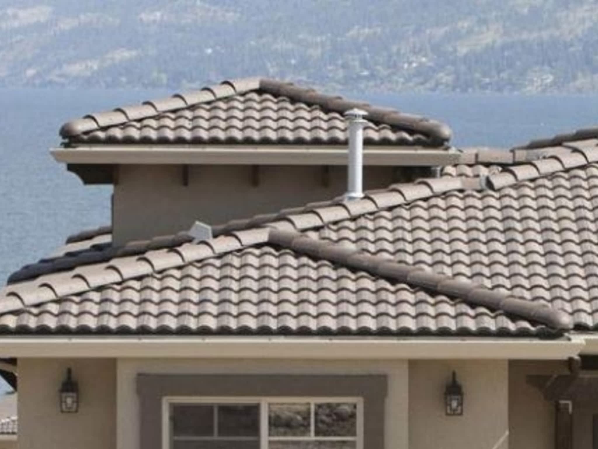 photo Madge Custom Roofing