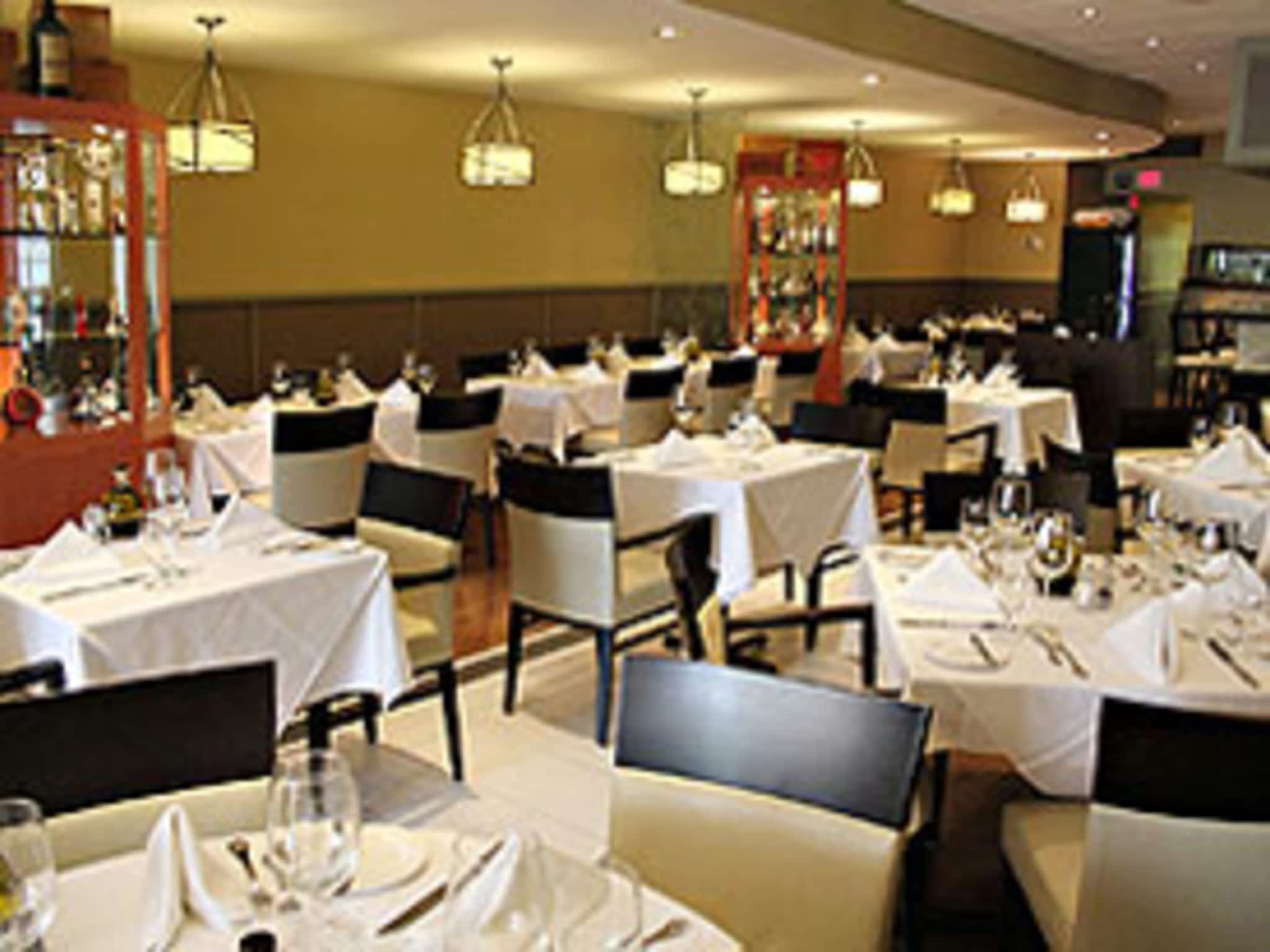 photo Salvatore's Of Oakville Italian Restaurant