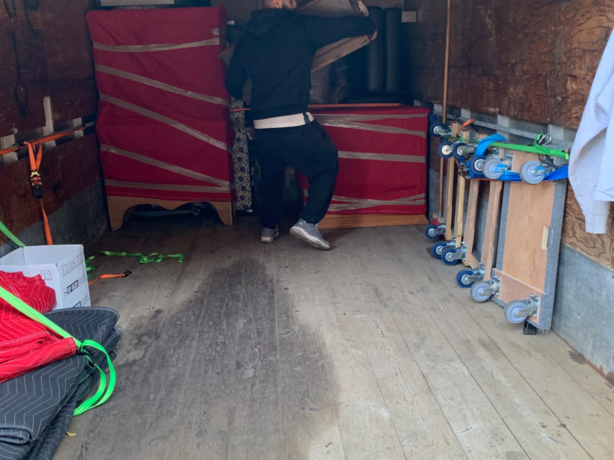 photo First Class Movers