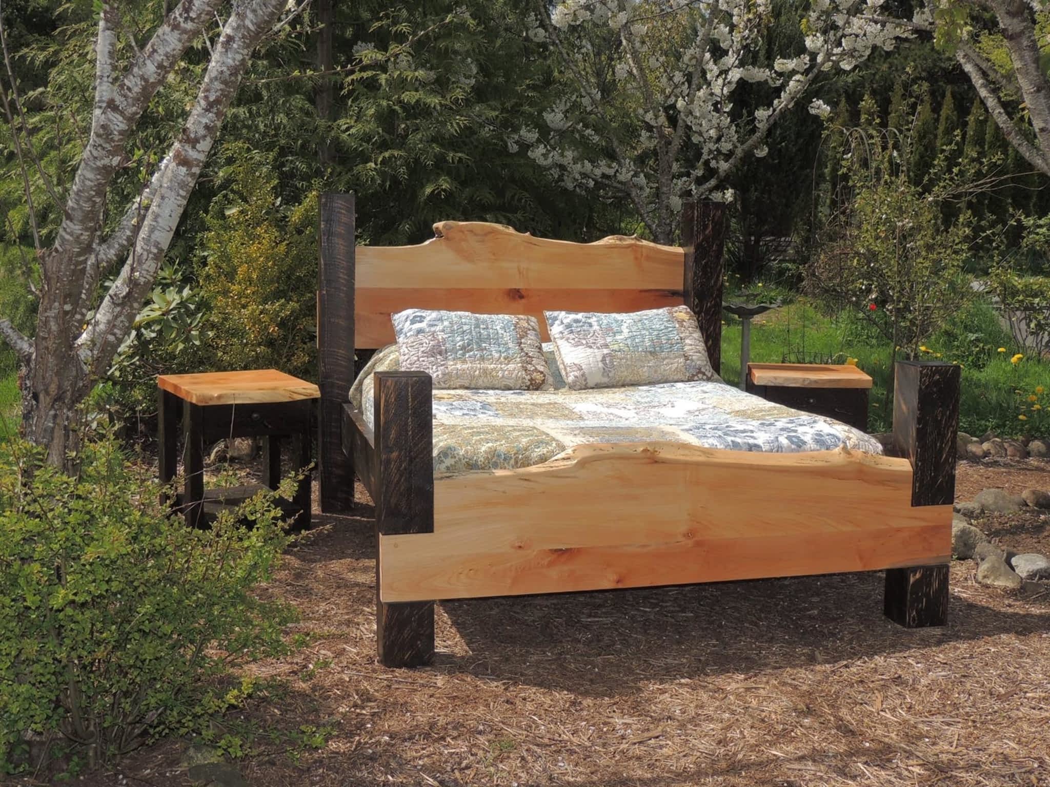 photo Deep Forest Log Furniture