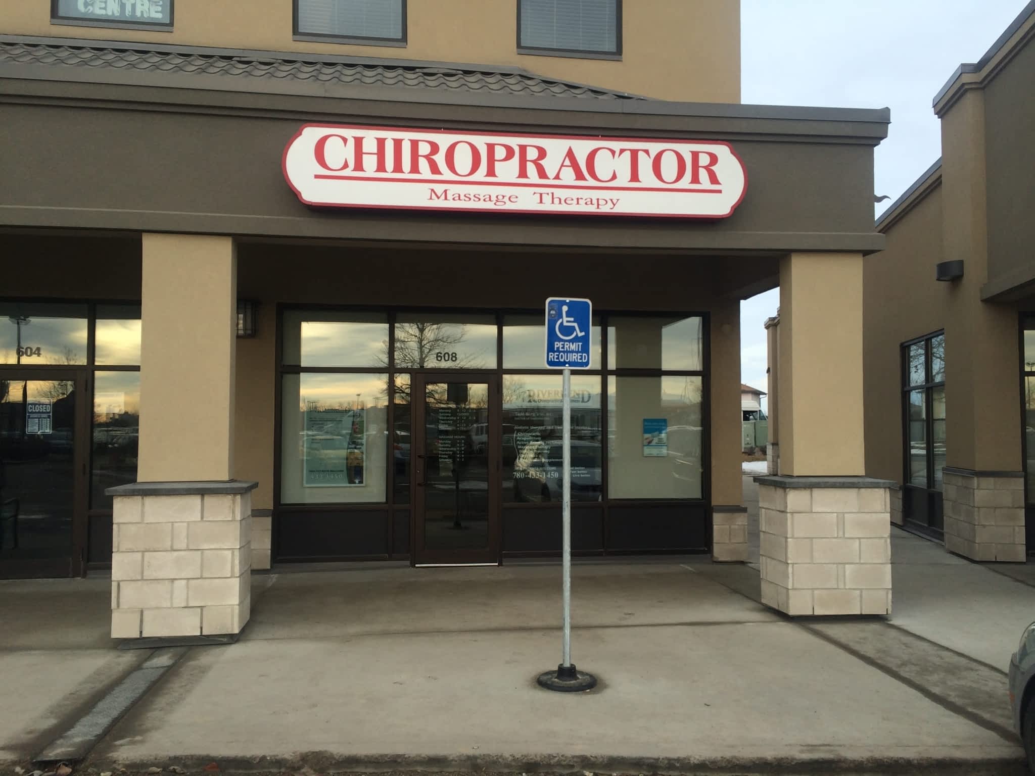 photo Riverbend Chiropractic & Wellness