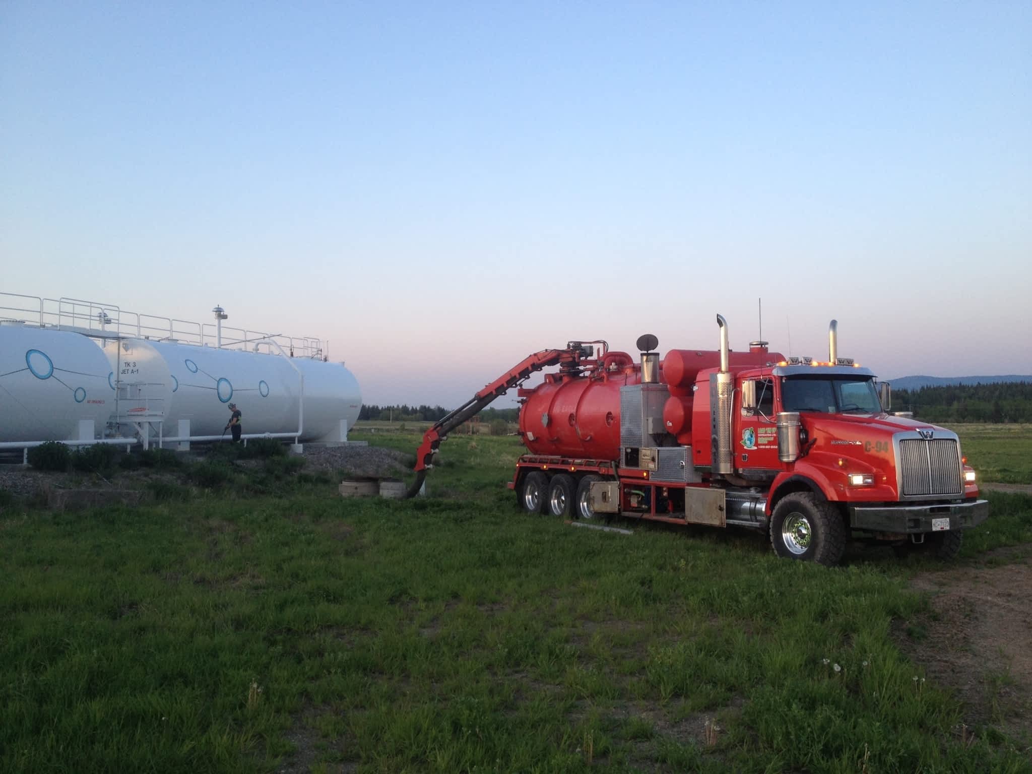 photo Load'Em Up Contracting Ltd