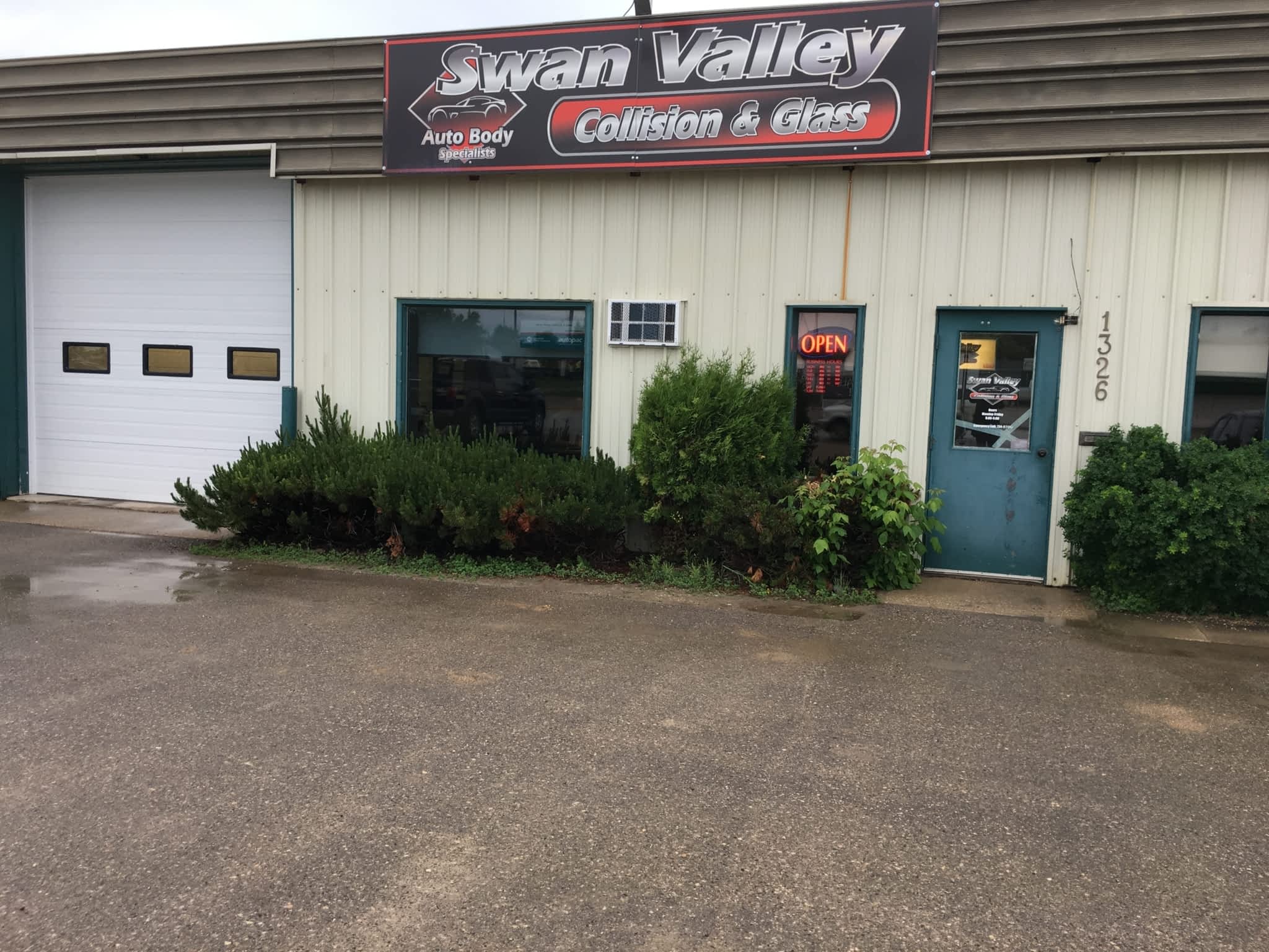photo Swan Valley Collision & Glass