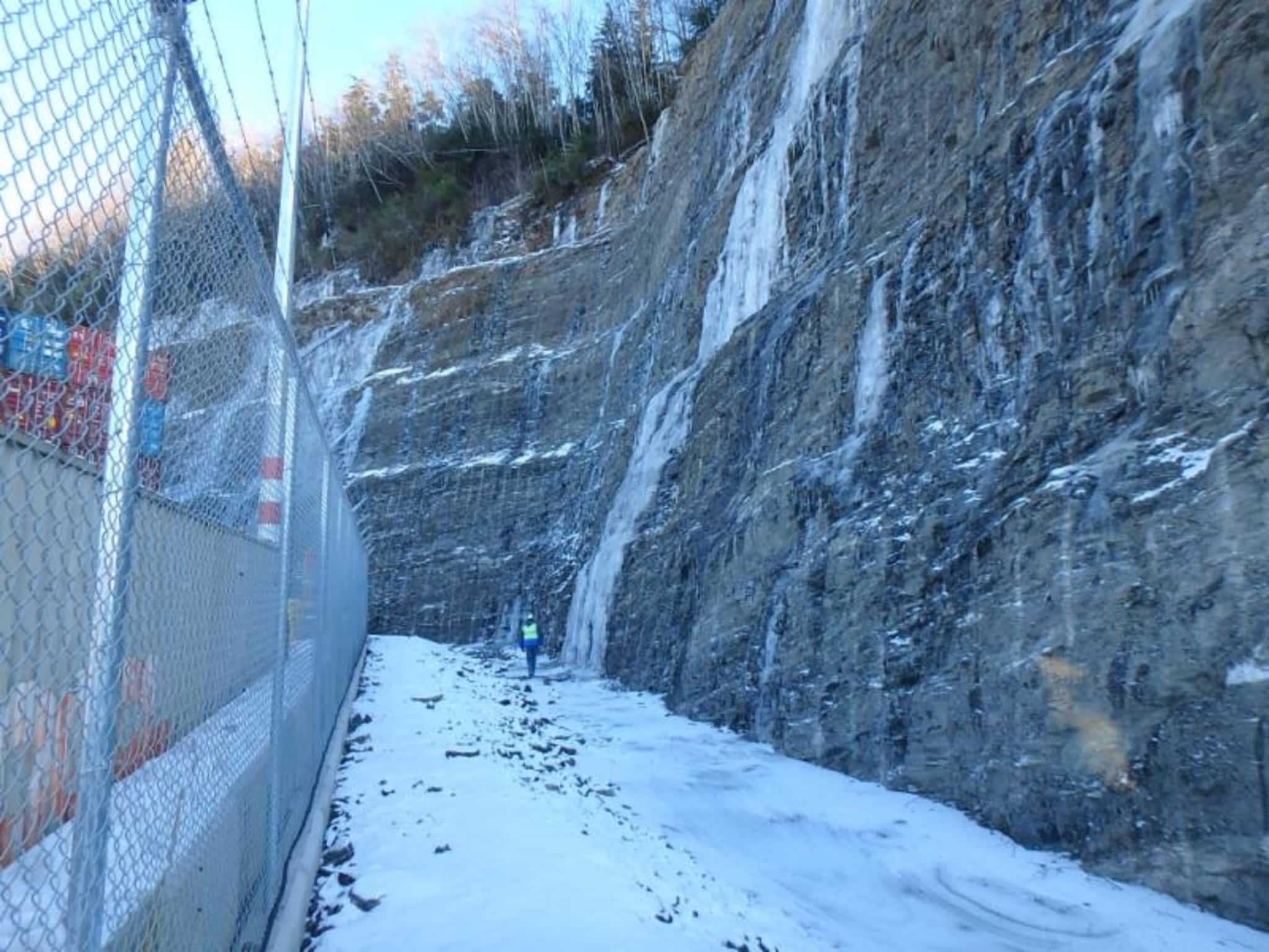 photo Materials Testing Services-MTS