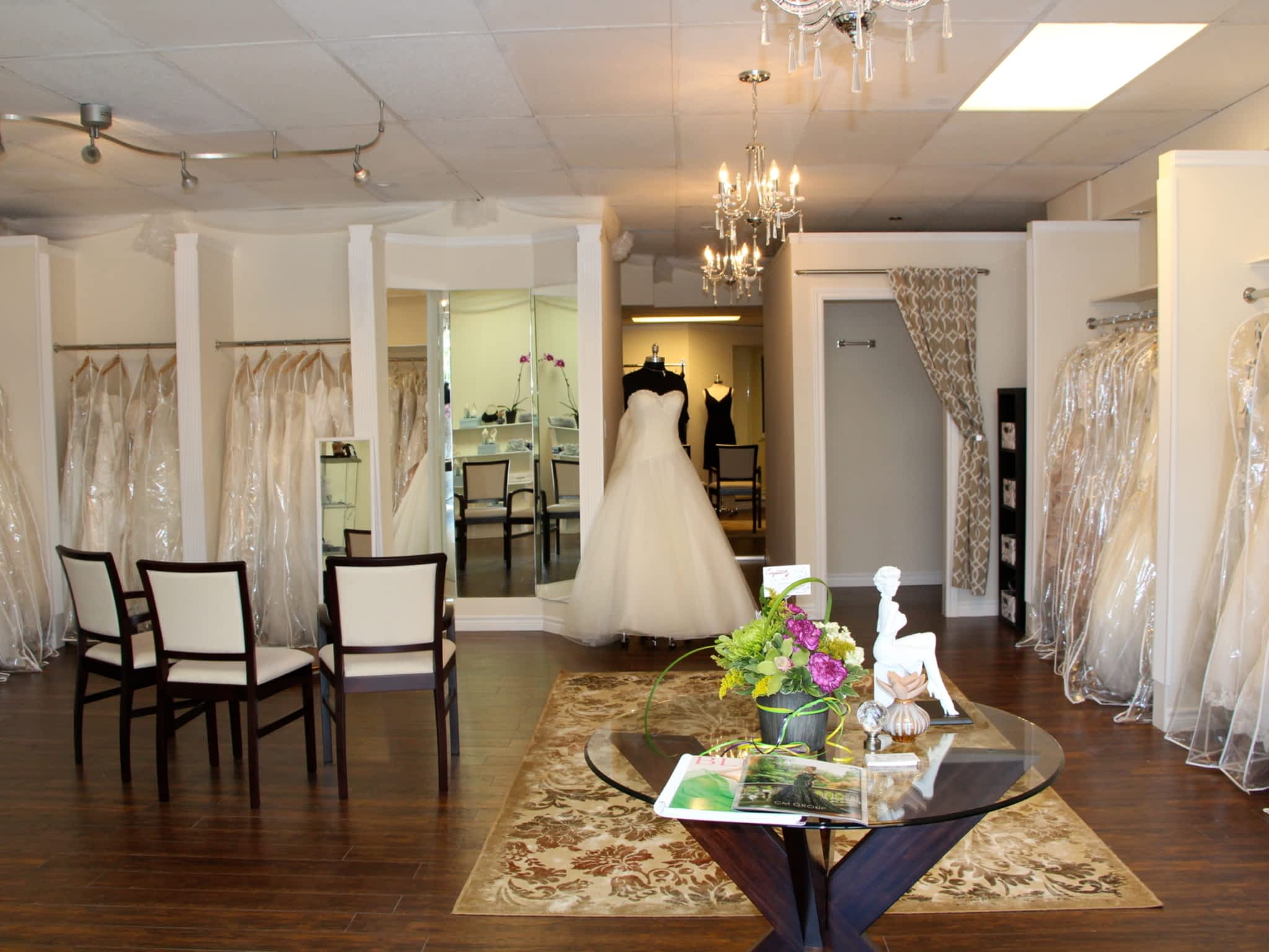 photo Richmond Hill Bridal Boutique