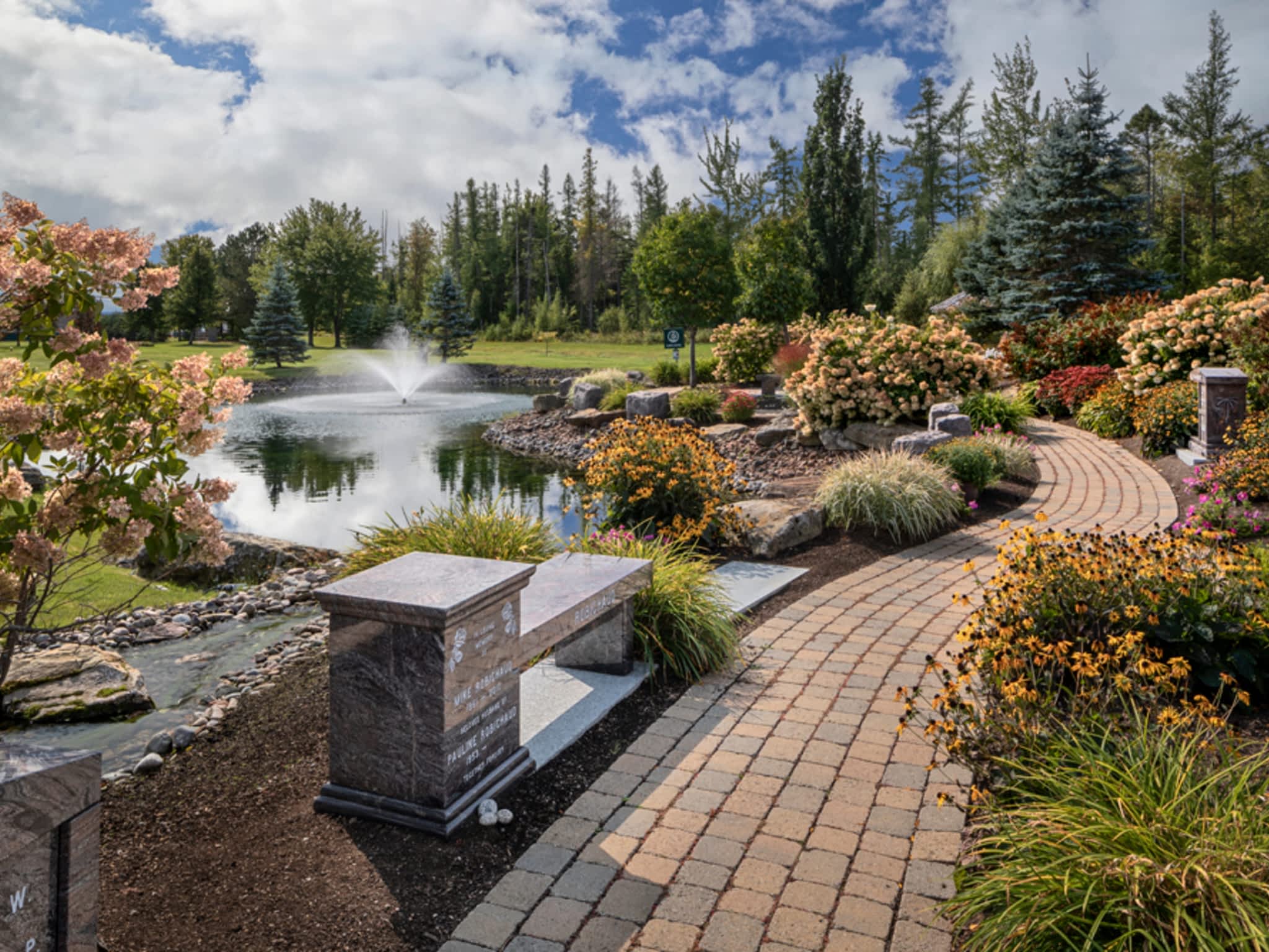 photo Fairhaven Funeral Home & Cemetery