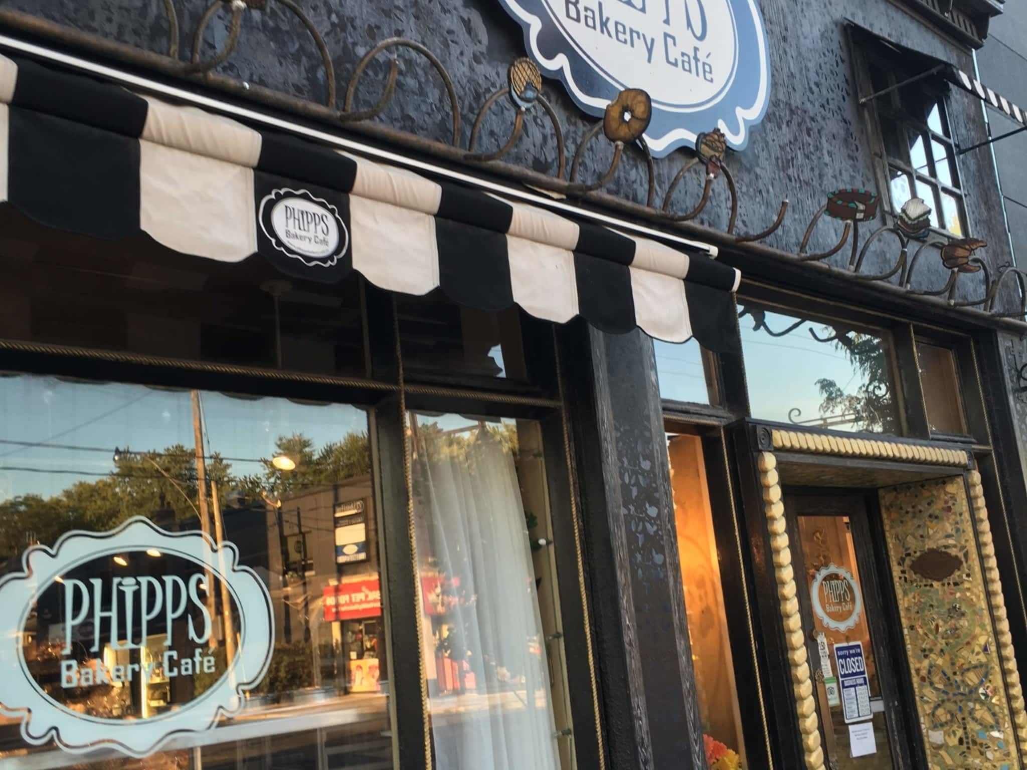 photo Phipps Bakery Cafe