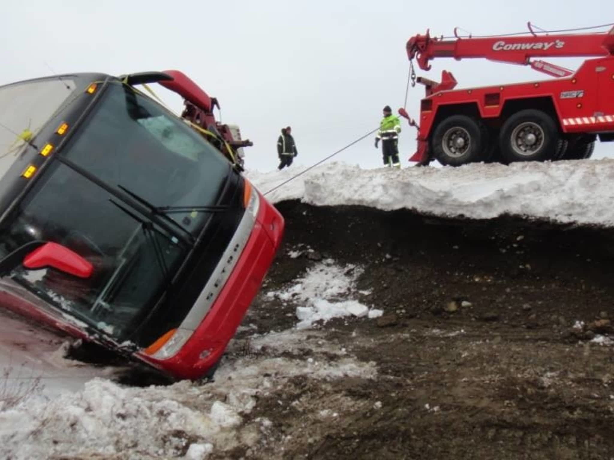 photo Conway's Towing