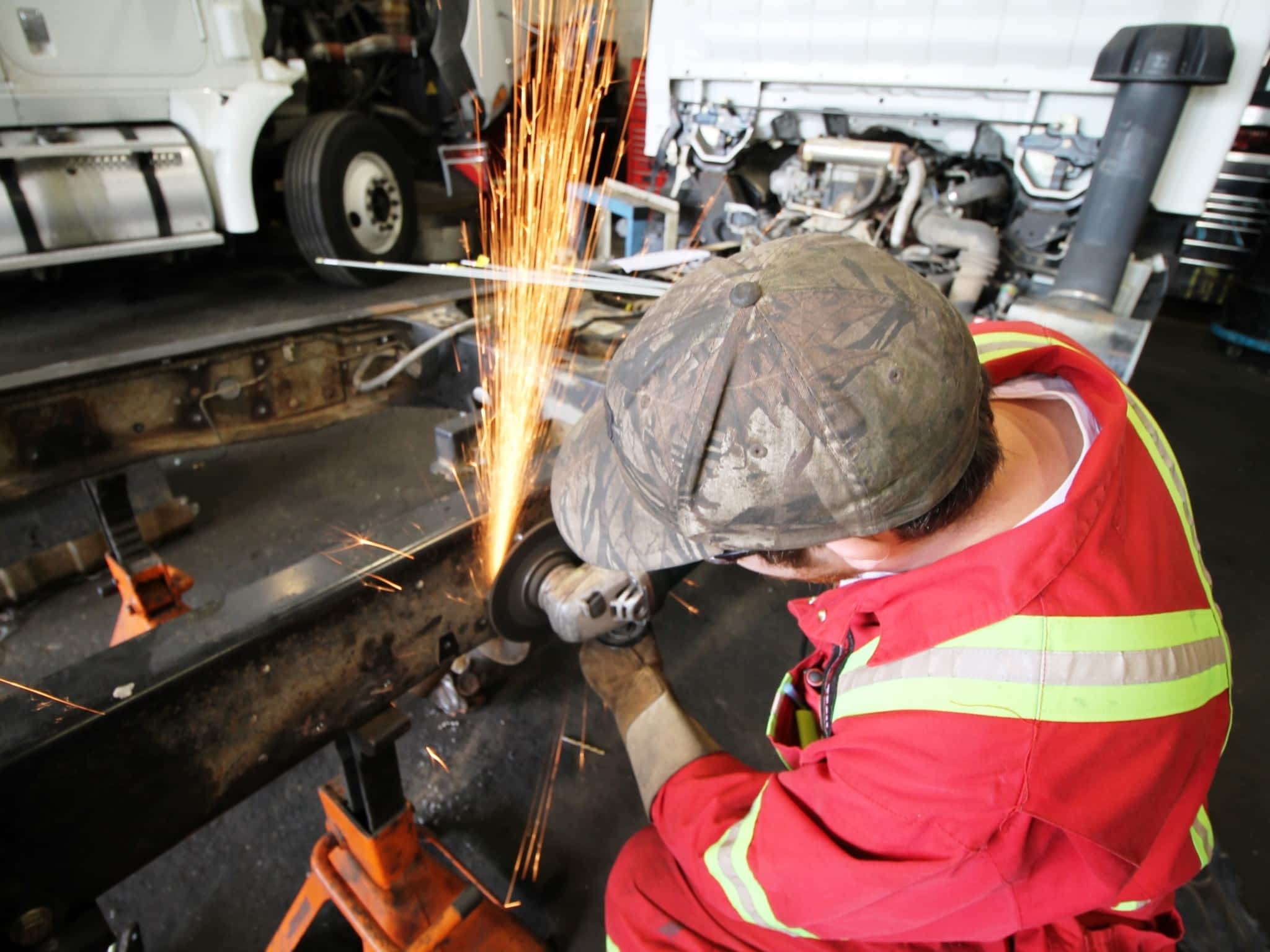 photo Dieseltech Truck Repair & Mobile Service