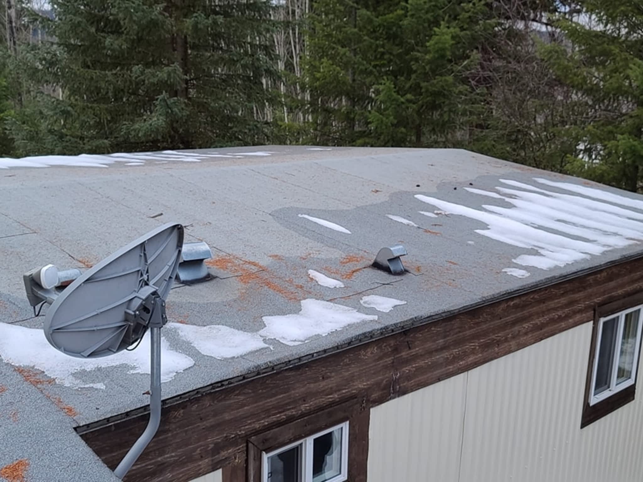 photo Neutral Roofing and Sheet Metal