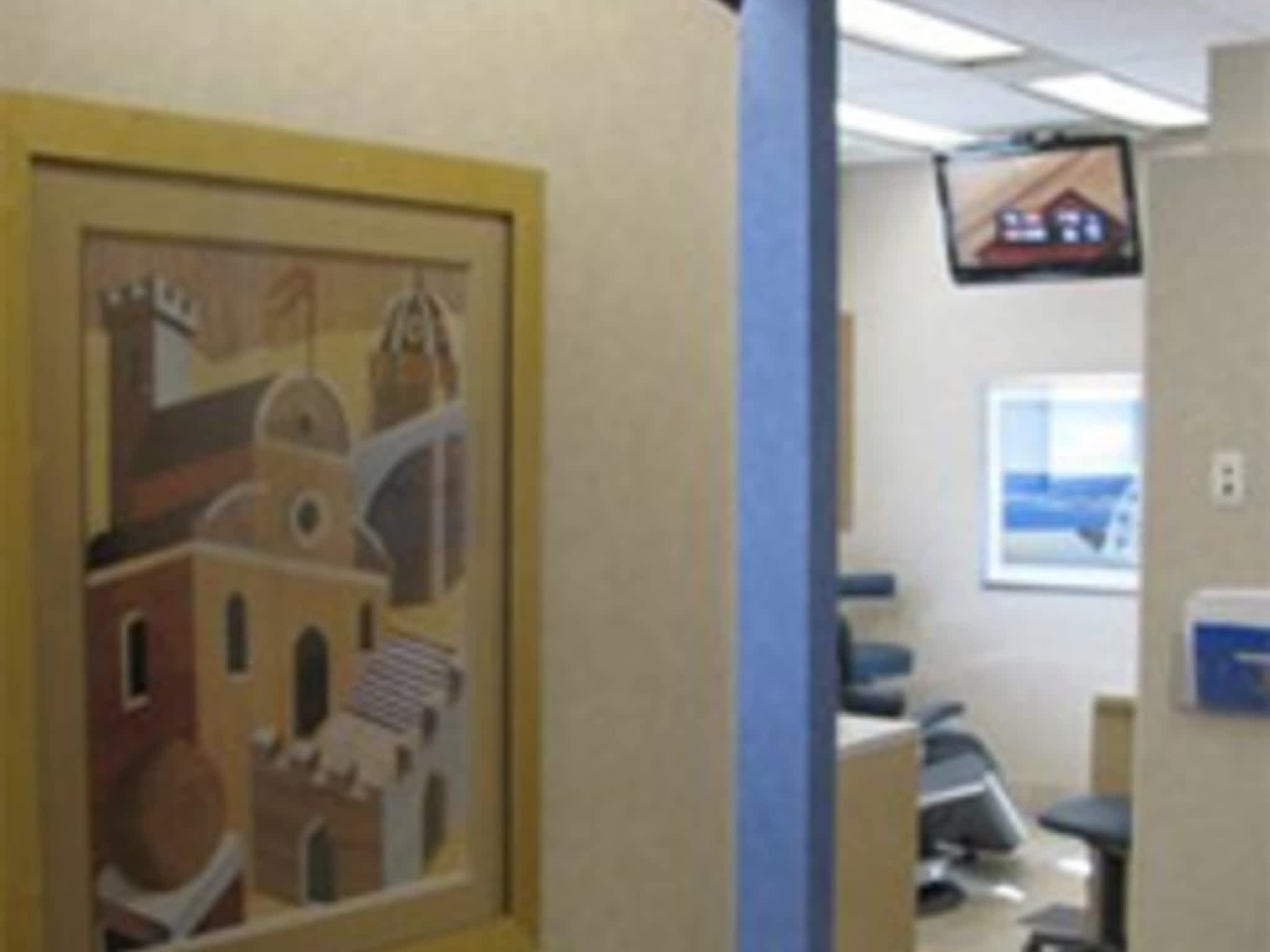 photo Bloor & Islington Dental Care