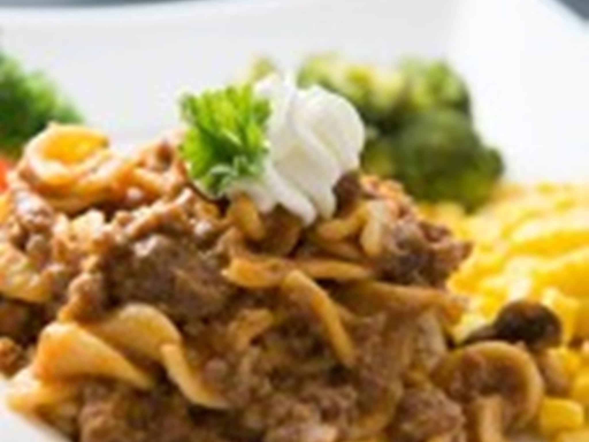 photo Mae's Elite Foods & Catering Inc