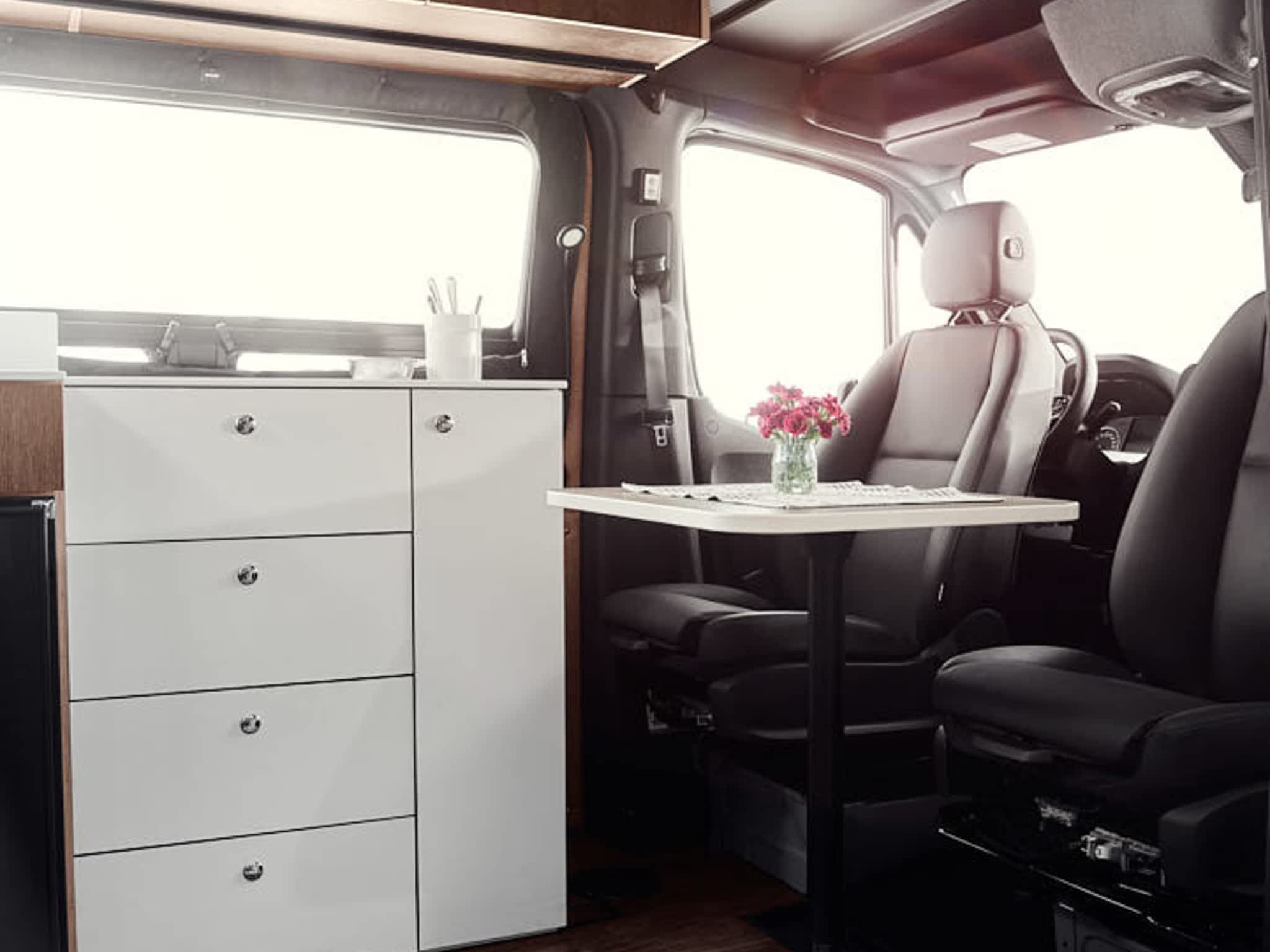 photo Proxima Vans Inc