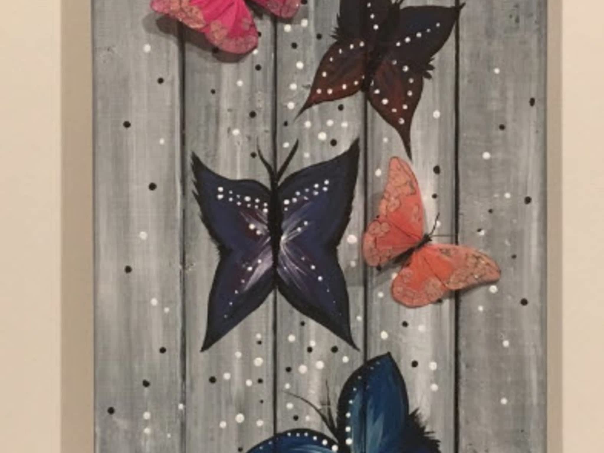 photo Colours N Corks