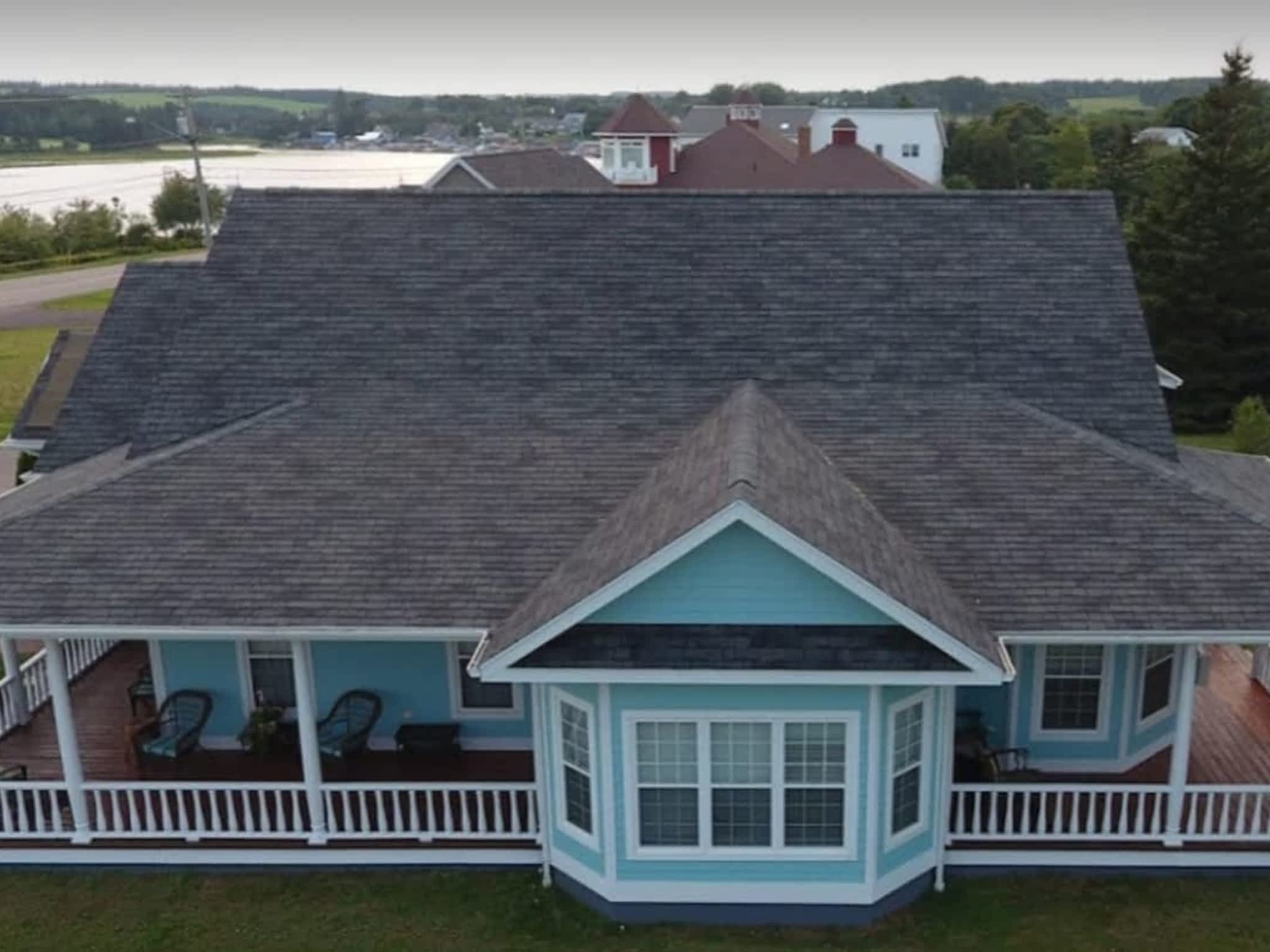 photo Ford's Extreme Roofing