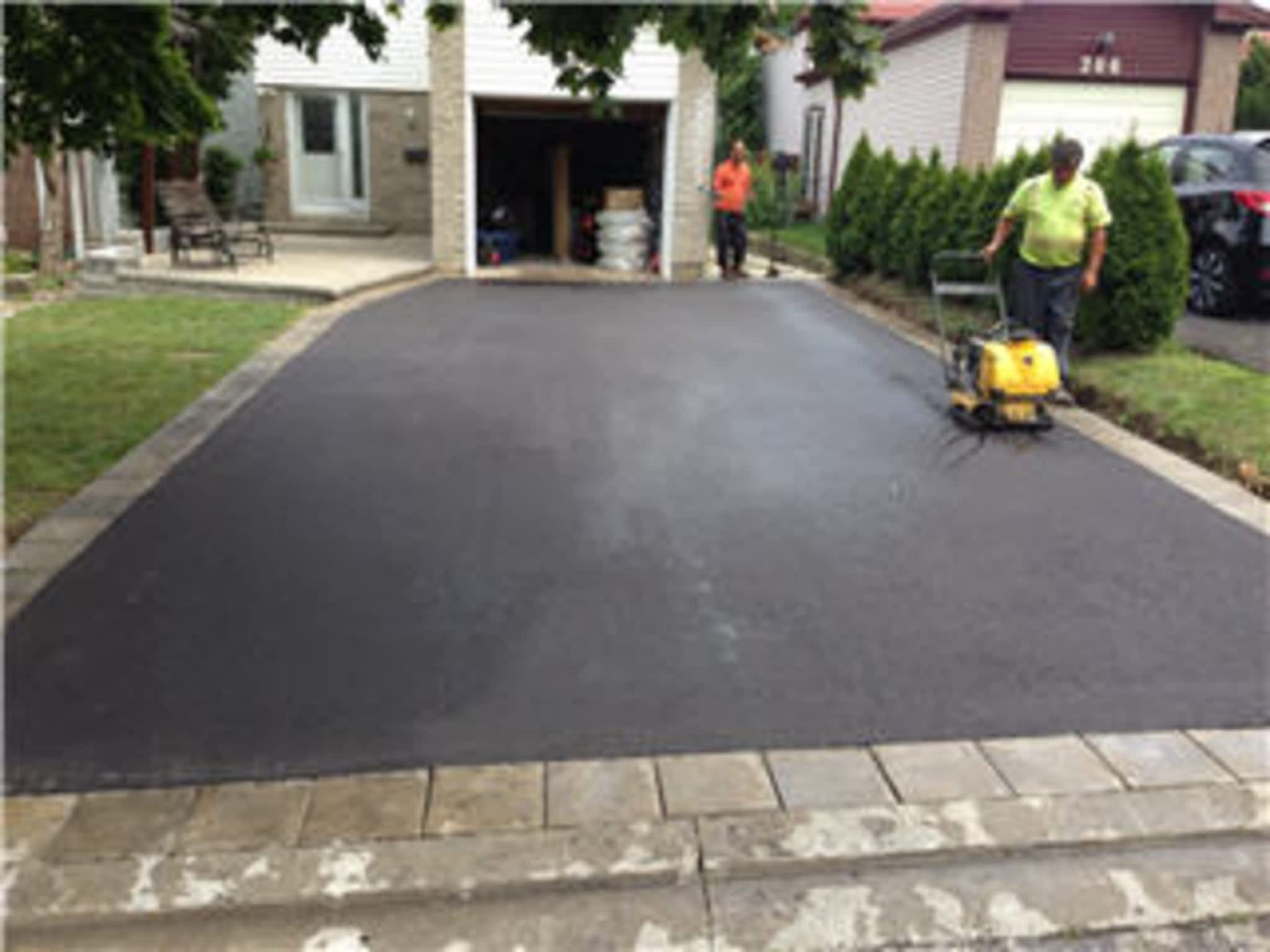 photo Metro Wide Paving Ltd