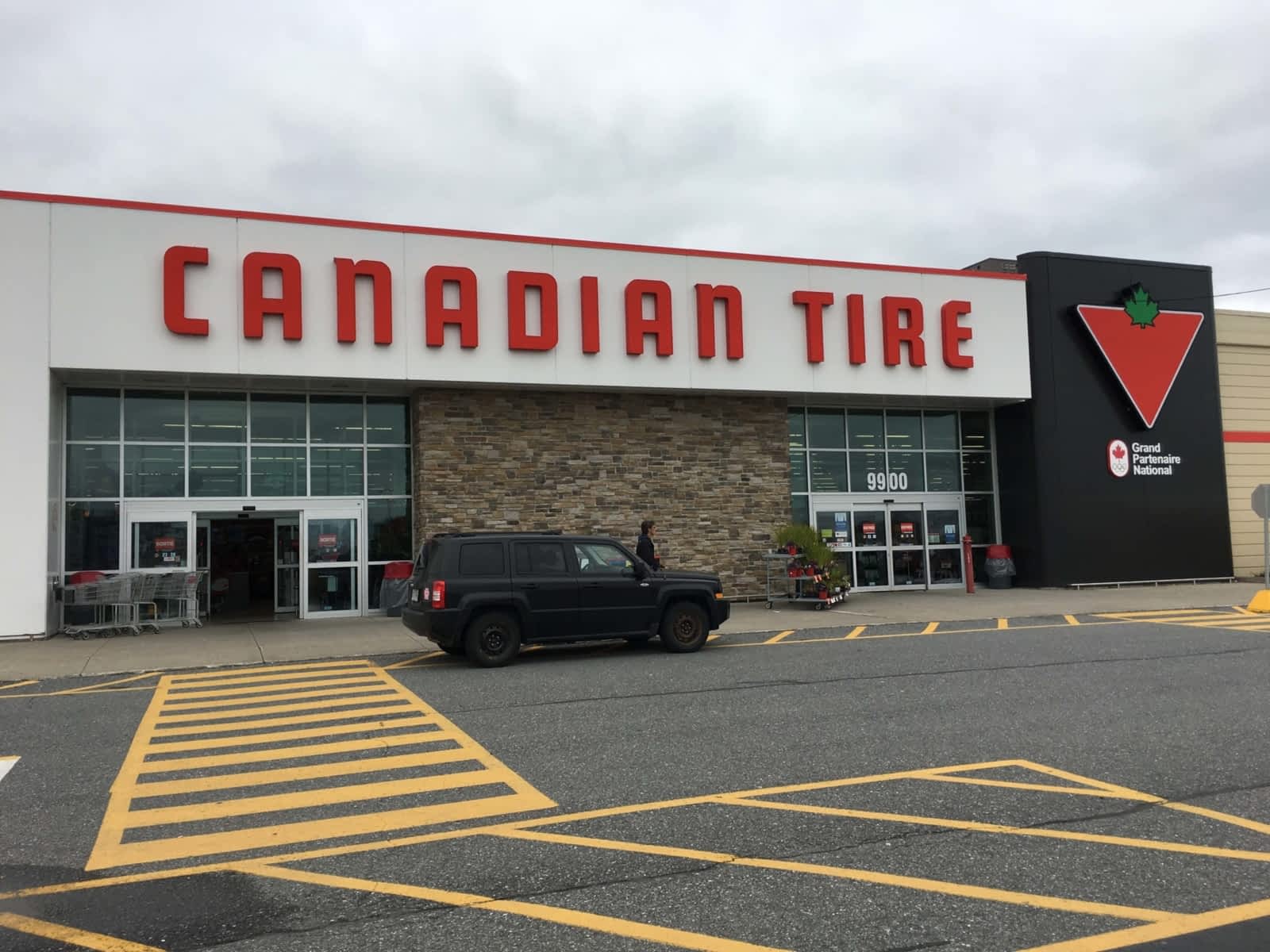 Canadian Tire Opening Hours 9900 Boul Leduc Quartier Dix30 