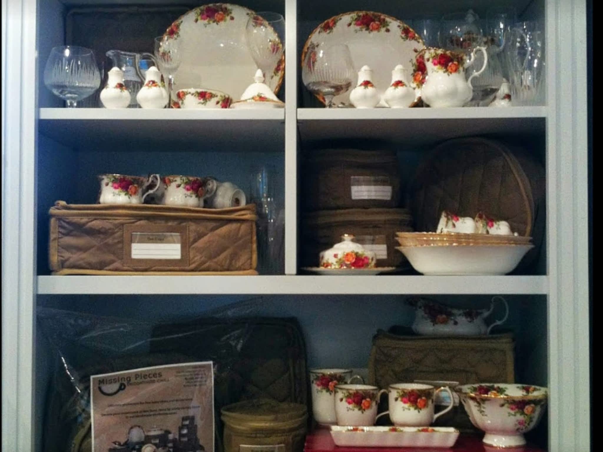 photo Missing Pieces Discontinued Tableware