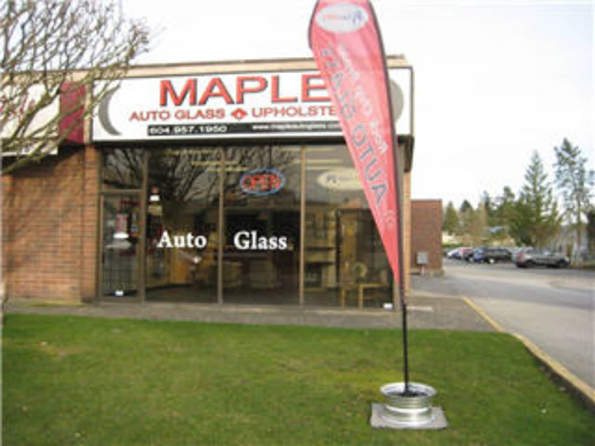 photo Maple Auto Glass & Upholstery Inc