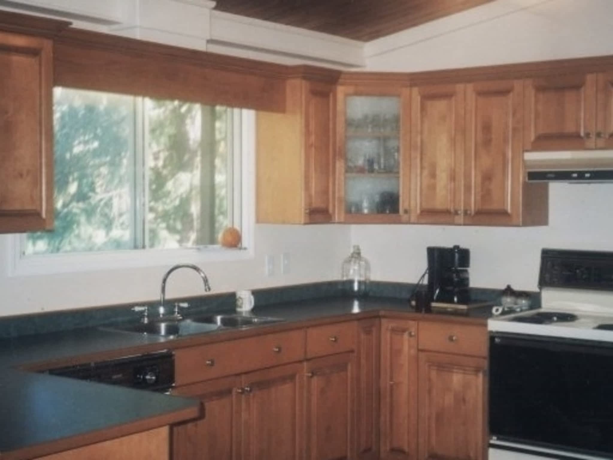 photo Qualicraft Custom Cabinets Ltd