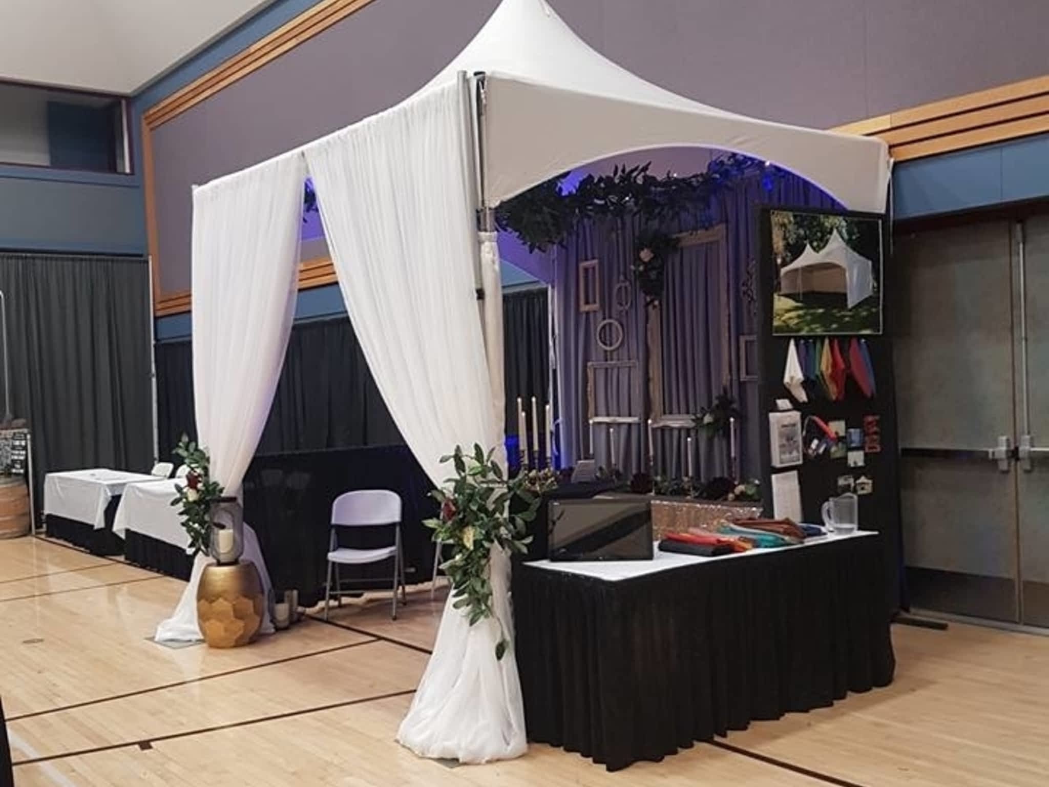 photo Central Display & Tent
