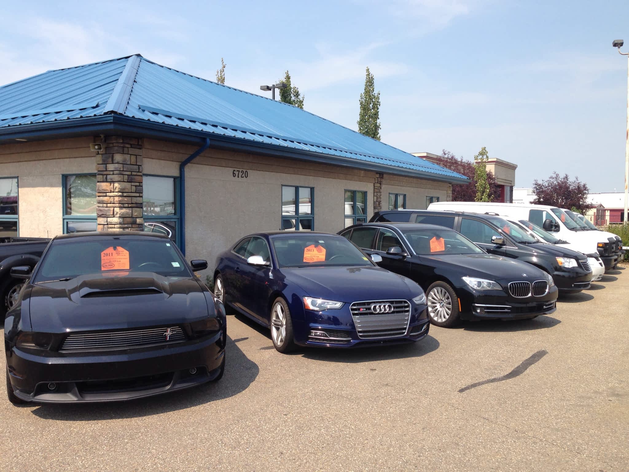 photo Red Deer Motors