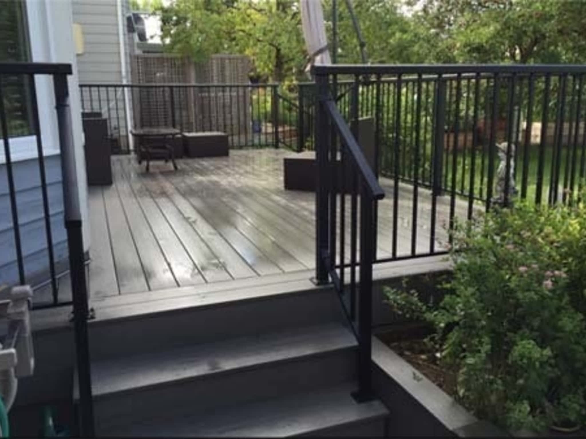 photo National Fence & Deck Inc