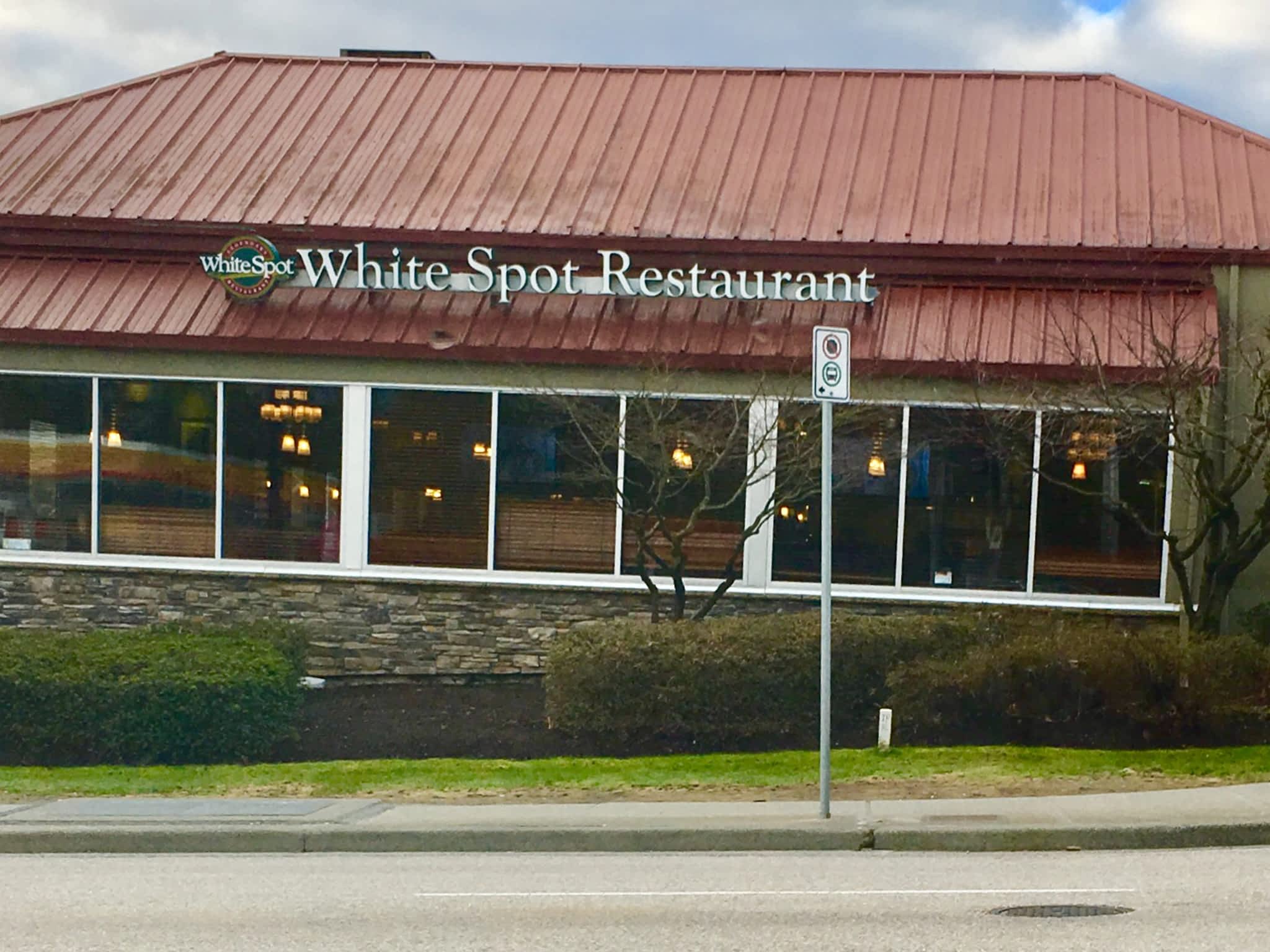 photo White Spot Restaurants