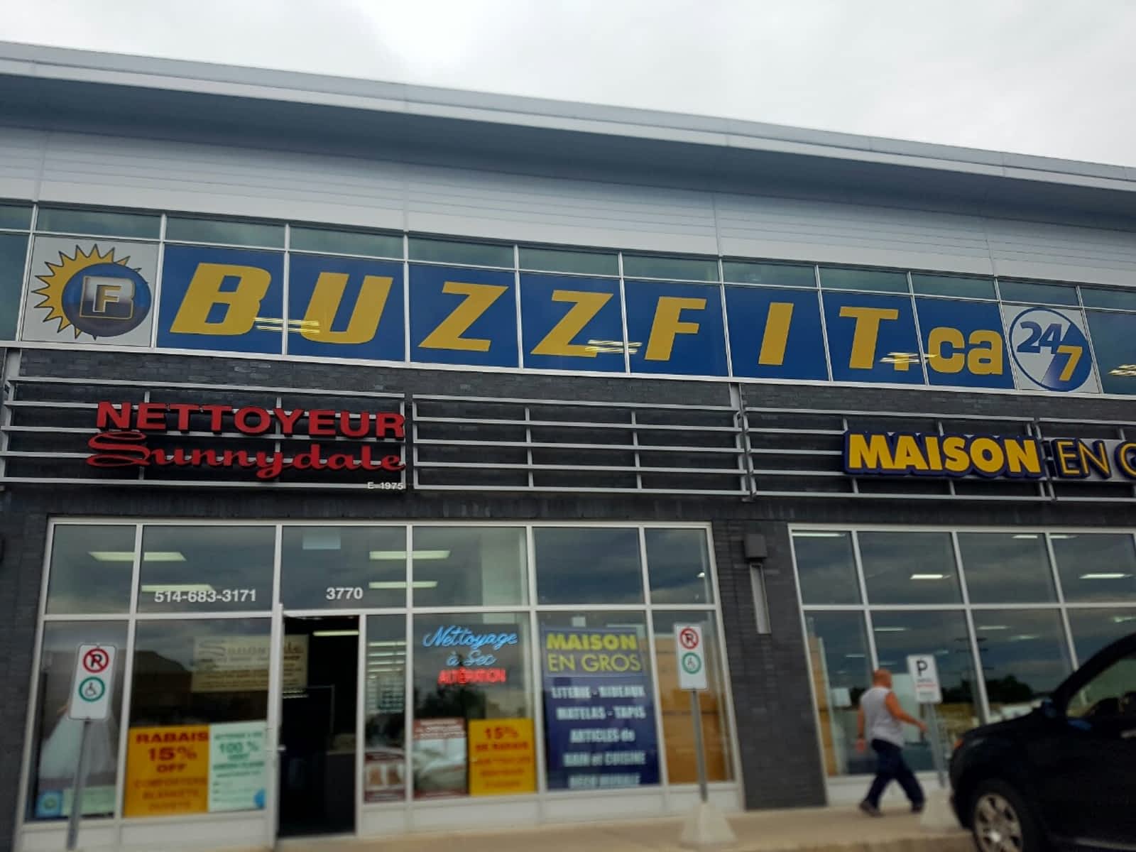 Buzzfit - 3700, boul des Sources, Dollard-des-Ormeaux, QC