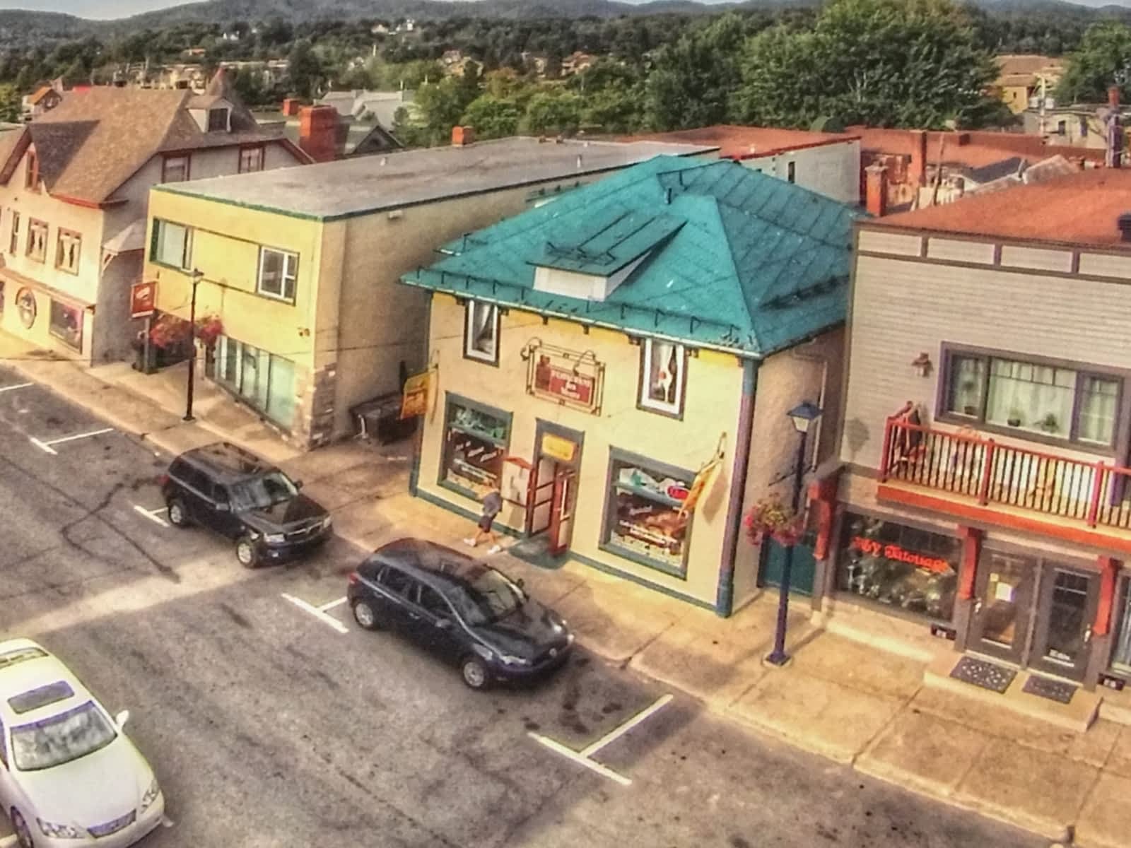 Restaurant DesMonts Opening Hours 88, rue SaintVincent, Sainte