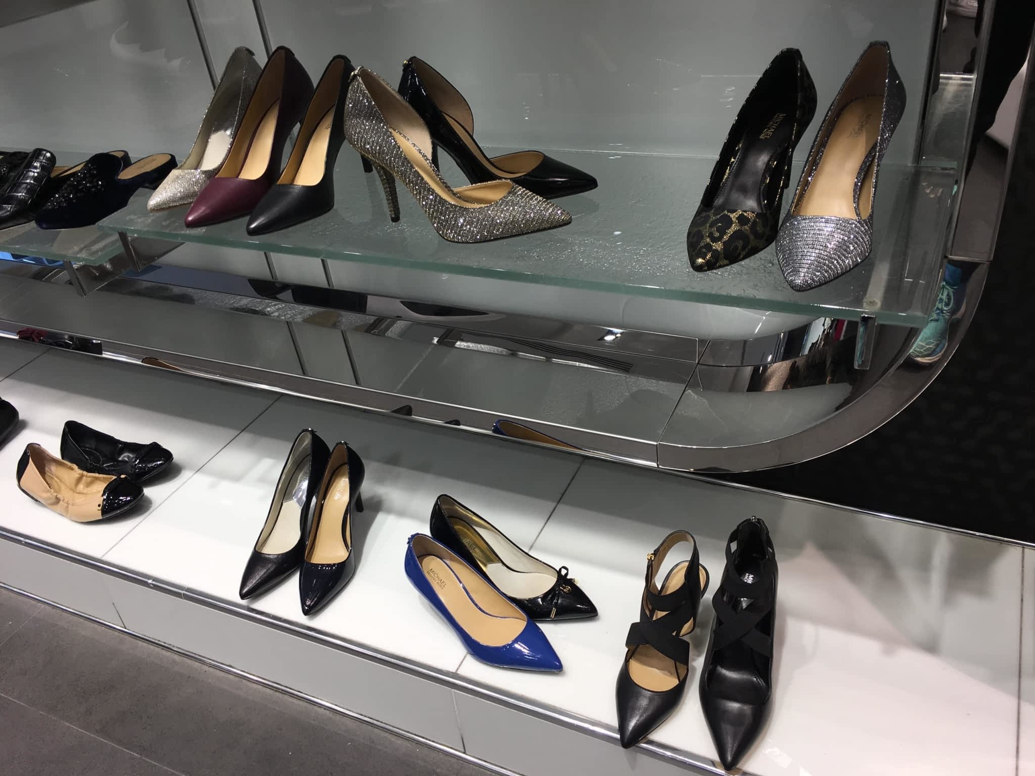 Browns Chaussures Galeries D�Anjou Montréal, QC 1191